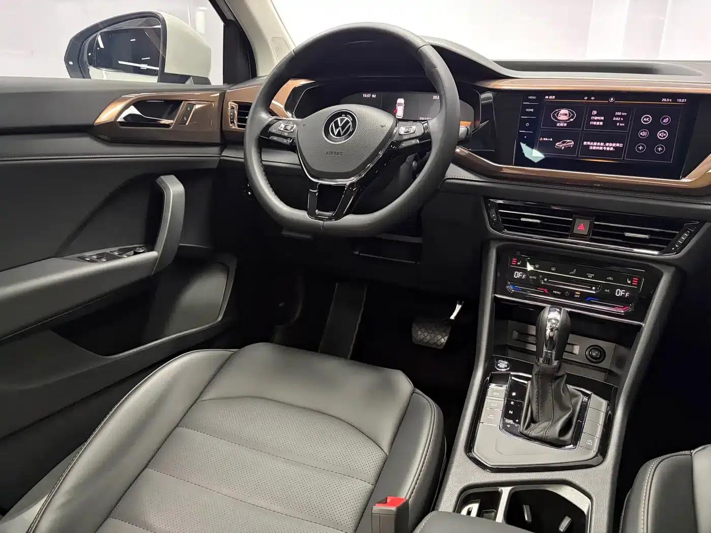 Tharu 2022 280TSI 2WD Luxury Edition — миниатюра 8