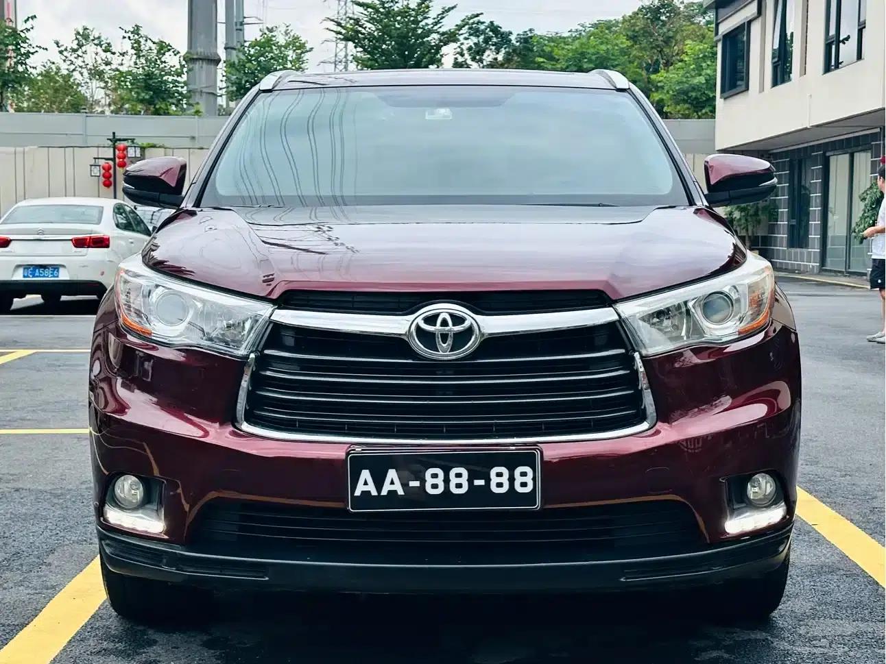 2015 Highlander 2.0T AWD Luxury 7-seater — миниатюра 3