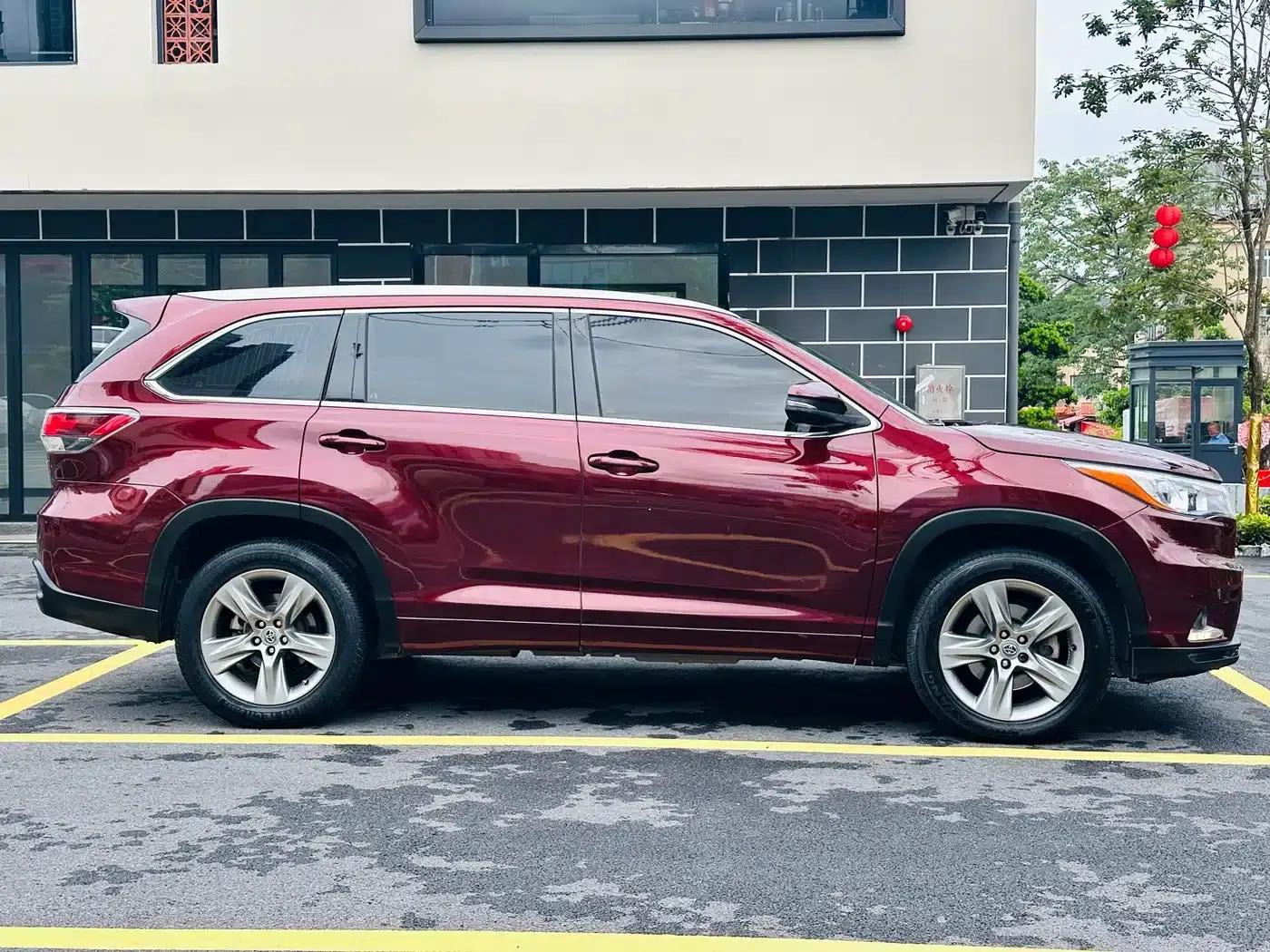 2015 Highlander 2.0T AWD Luxury 7-seater — миниатюра 5