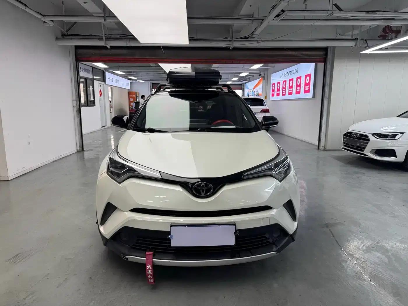 2020 Toyota IZOA 2.0L Ecstasy Edition — миниатюра 2