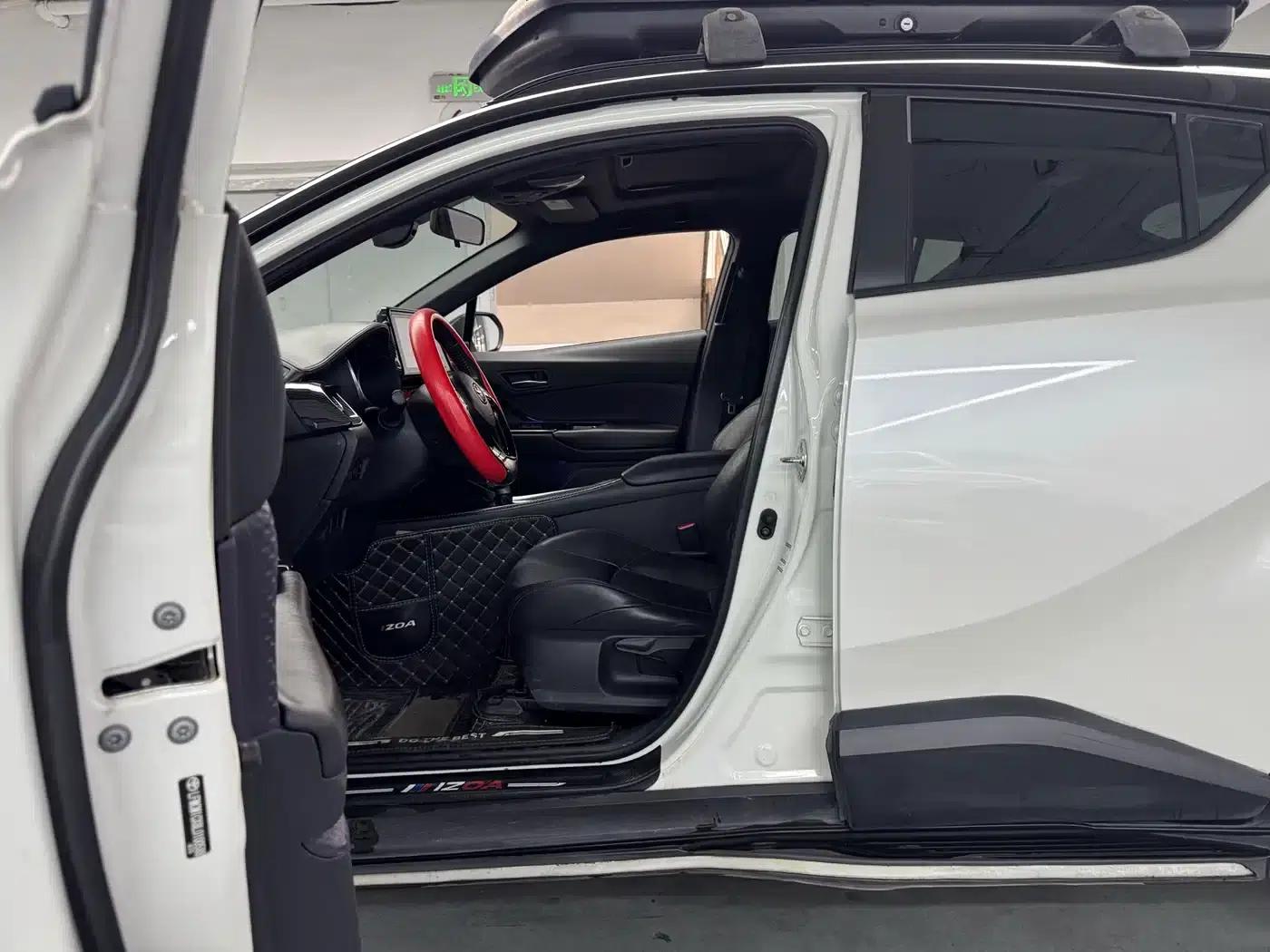 2020 Toyota IZOA 2.0L Ecstasy Edition — миниатюра 4