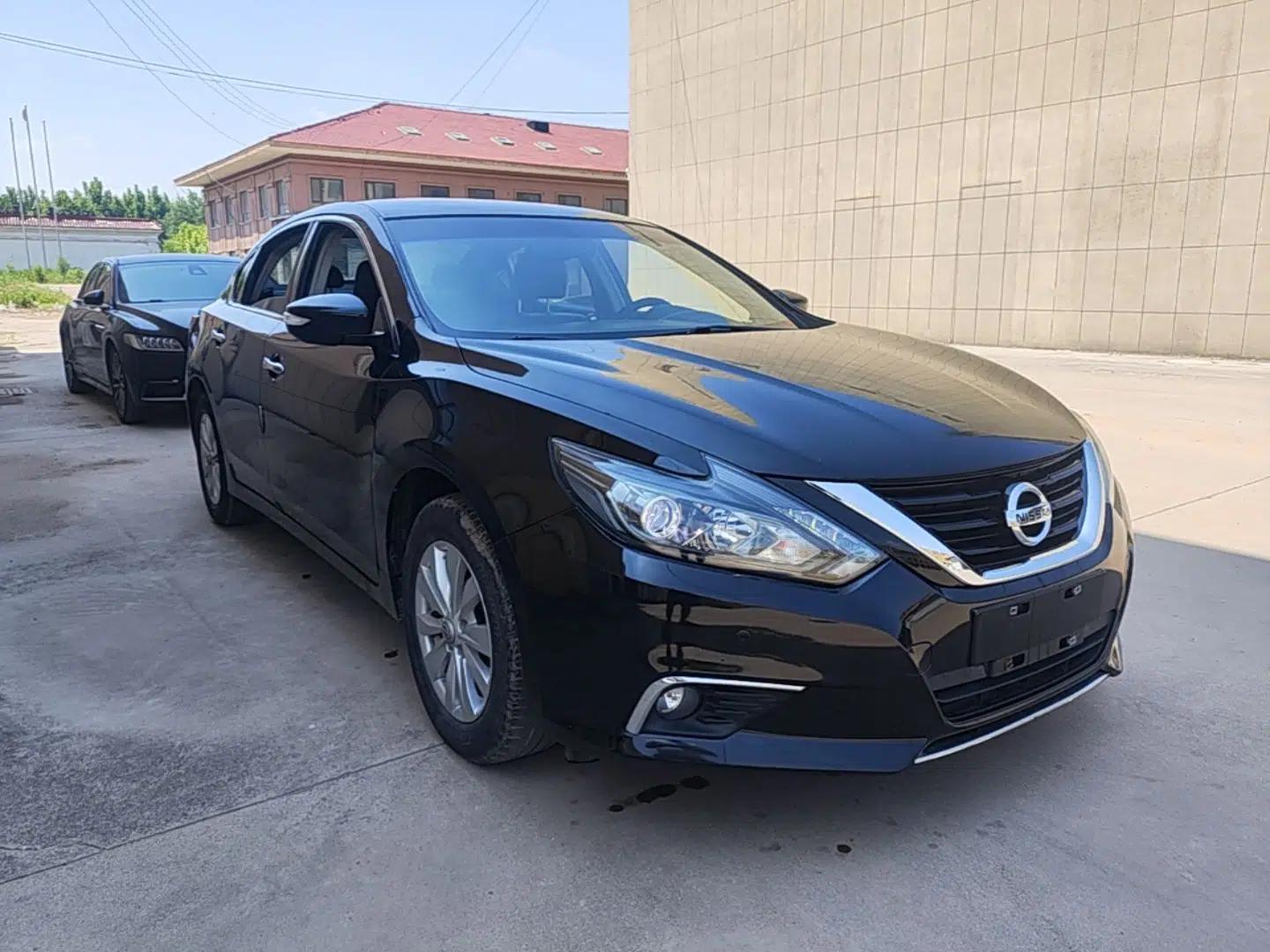Nissan Teana 2018 2.0L XL Smart Upgrade Edition — миниатюра 3