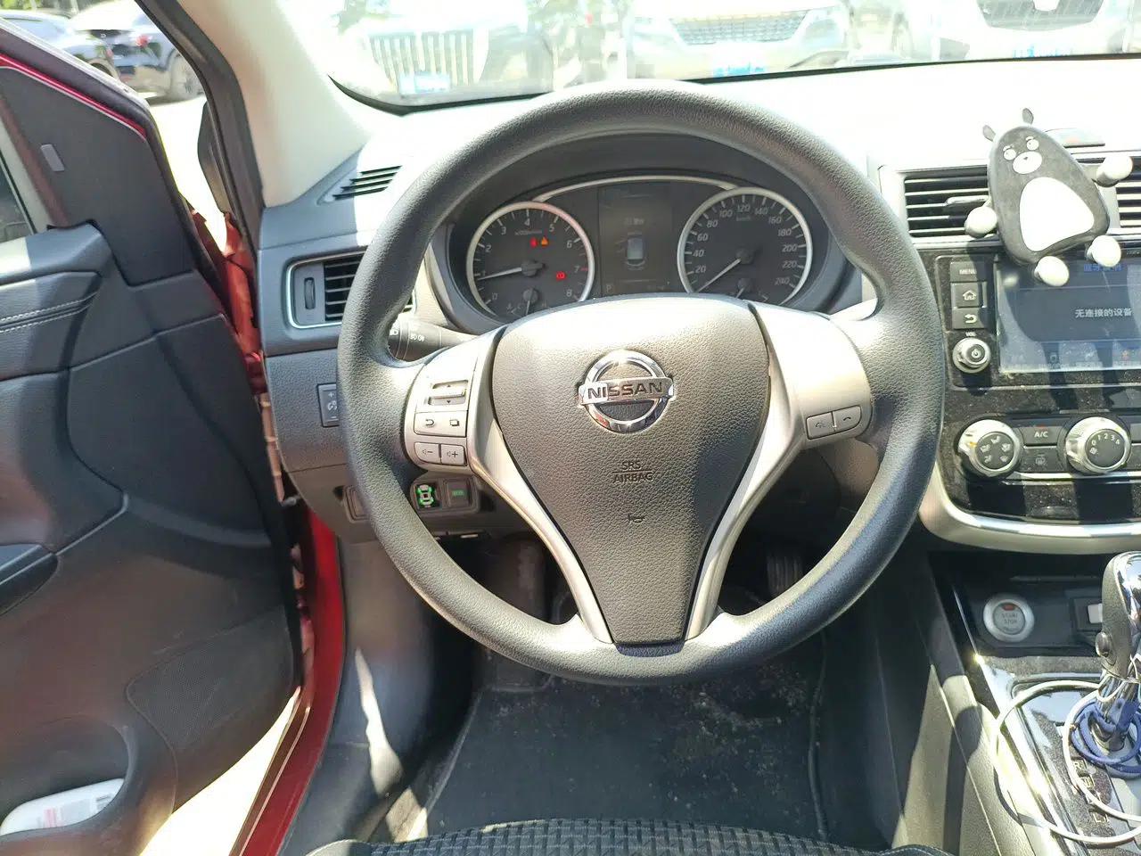 Nissan Tiida 2016 1.6L CVT Smart Drive Edition — миниатюра 10