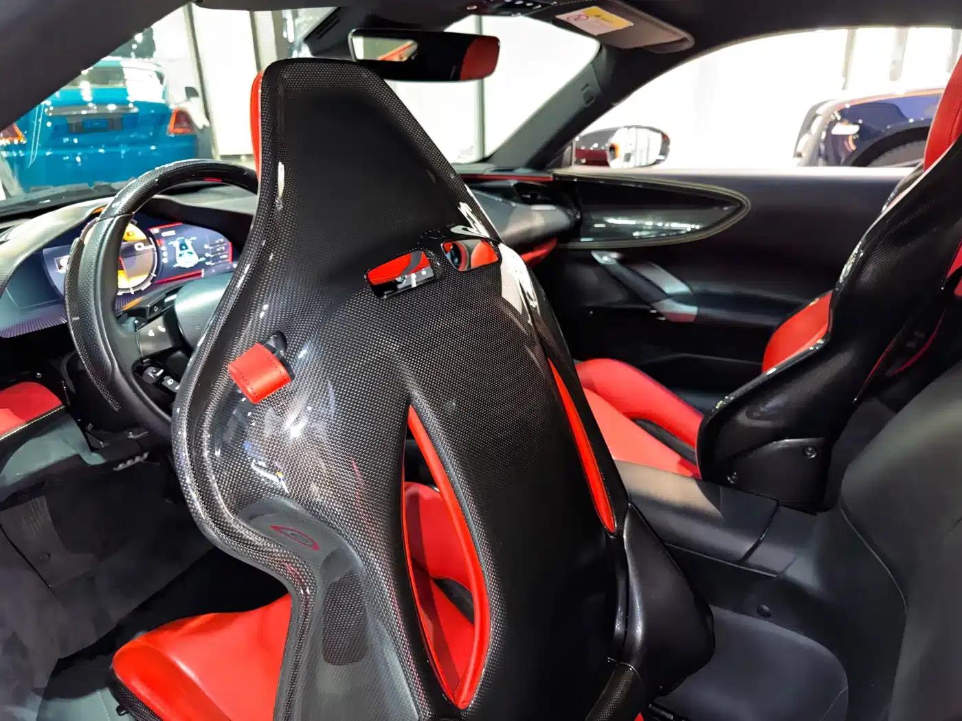 SF90 2020 3.9T V8 Stradale — миниатюра 17