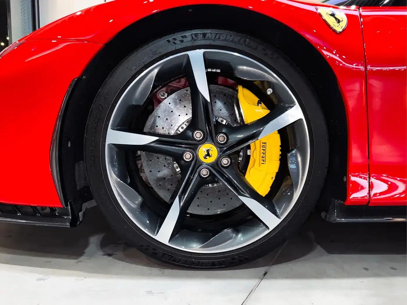 SF90 2020 3.9T V8 Stradale — миниатюра 5