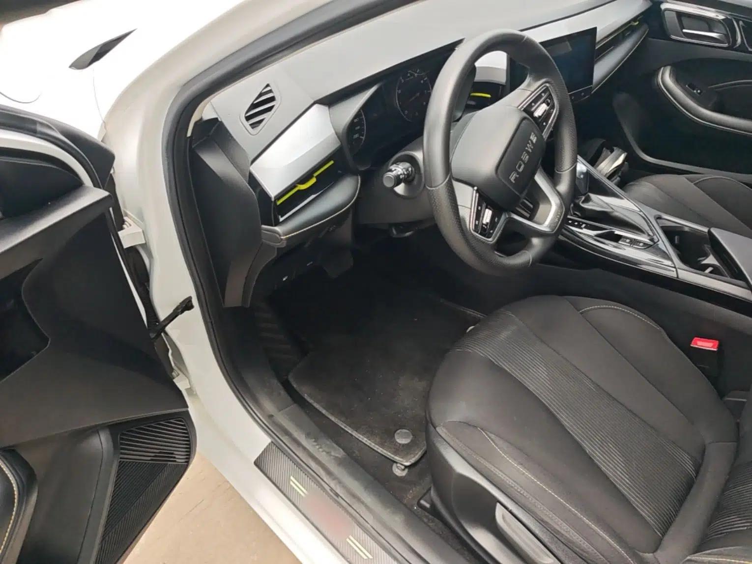 Roewe i5 2021 1.5L CVT Platinum Edition — миниатюра 18