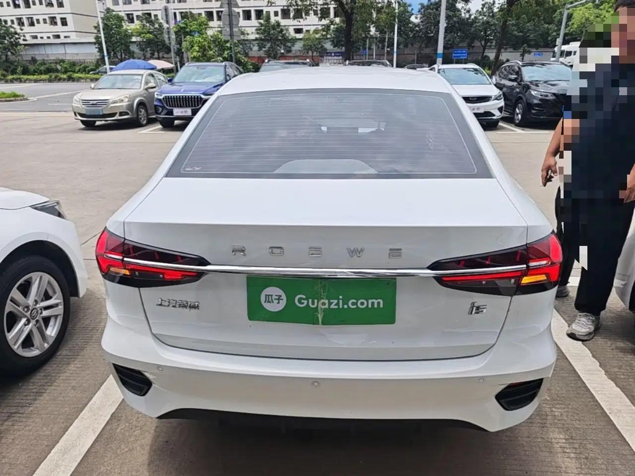 Roewe i5 2021 1.5L CVT Platinum Edition — миниатюра 5