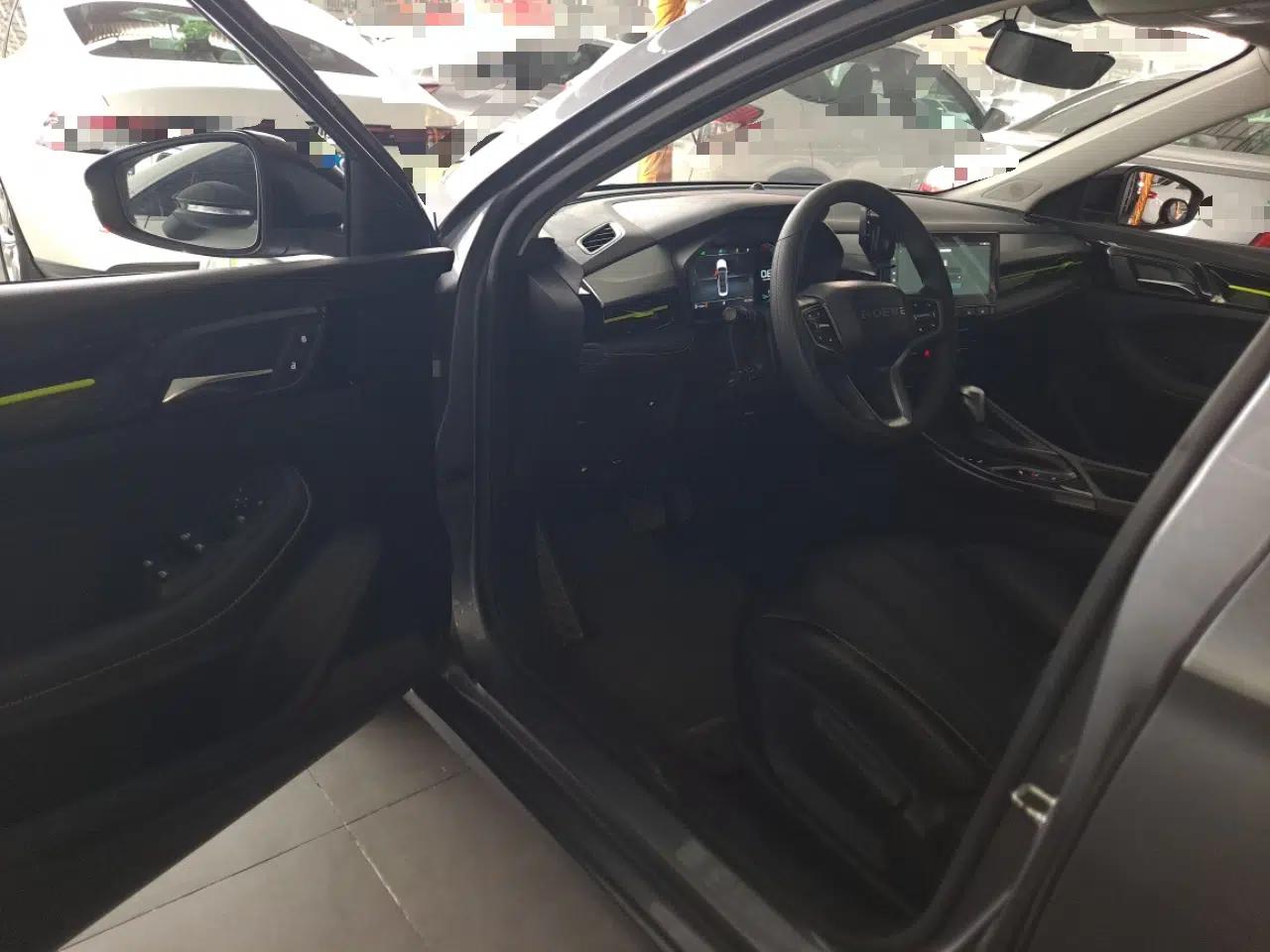 Roewe i5 2021 1.5L CVT Diamond Edition — миниатюра 12