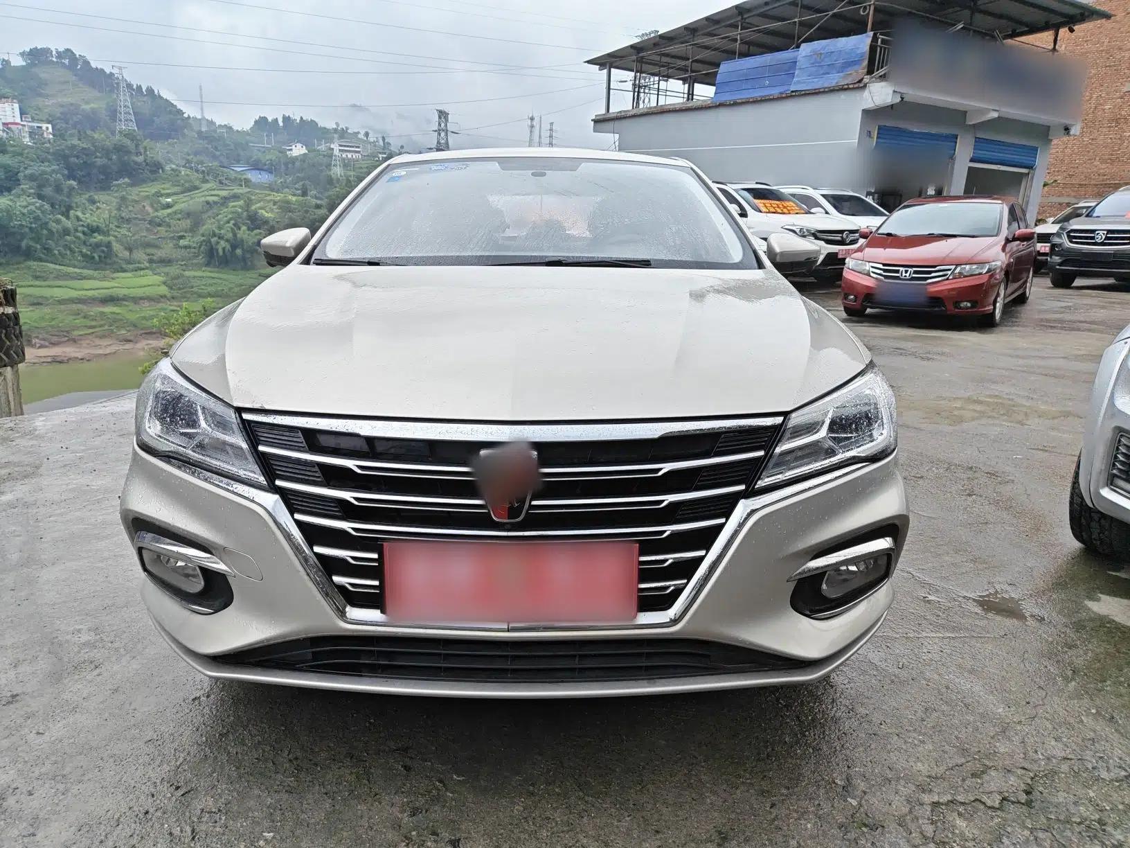 Roewe i5 2019 1.5L Automatic 4G Connected Langhao Edition — миниатюра 2