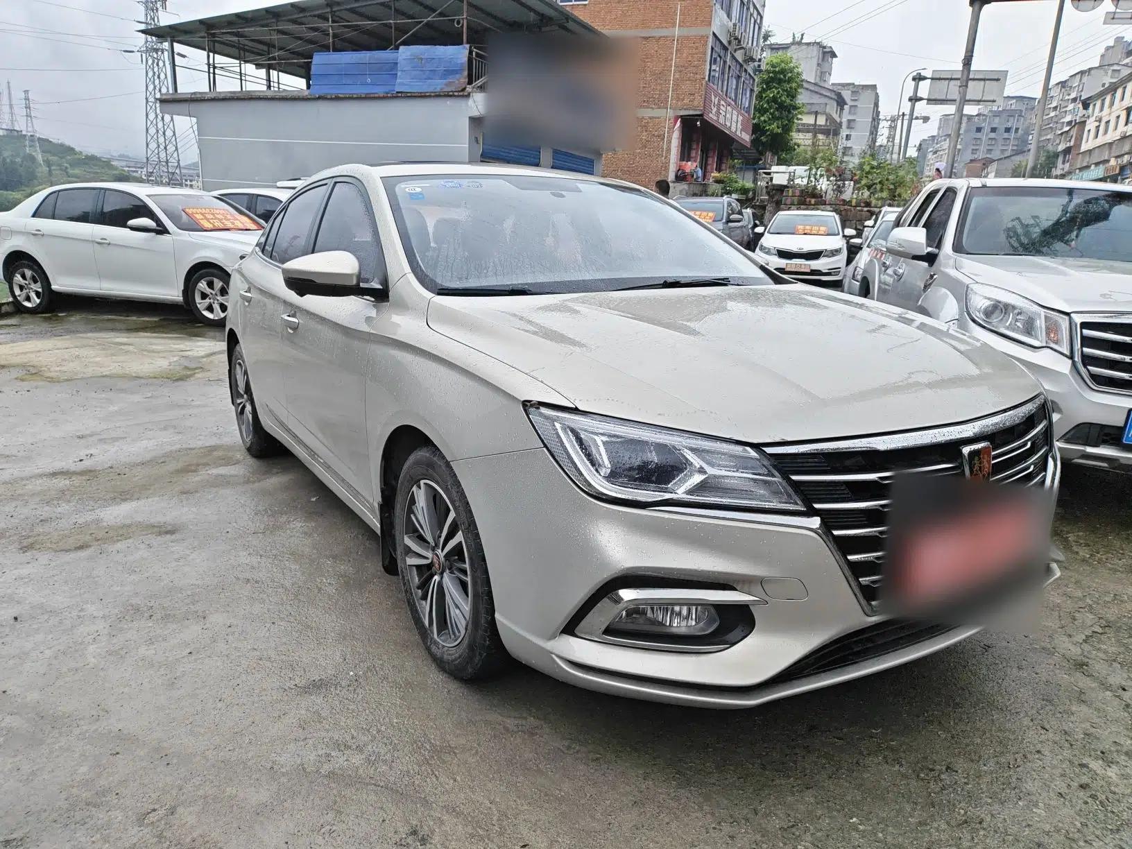 Roewe i5 2019 1.5L Automatic 4G Connected Langhao Edition — миниатюра 3