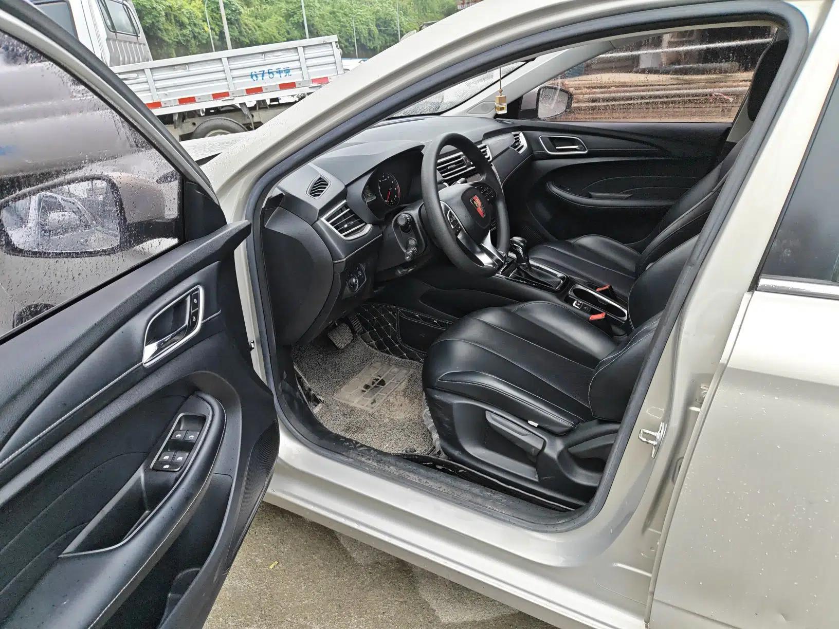 Roewe i5 2019 1.5L Automatic 4G Connected Langhao Edition — миниатюра 10