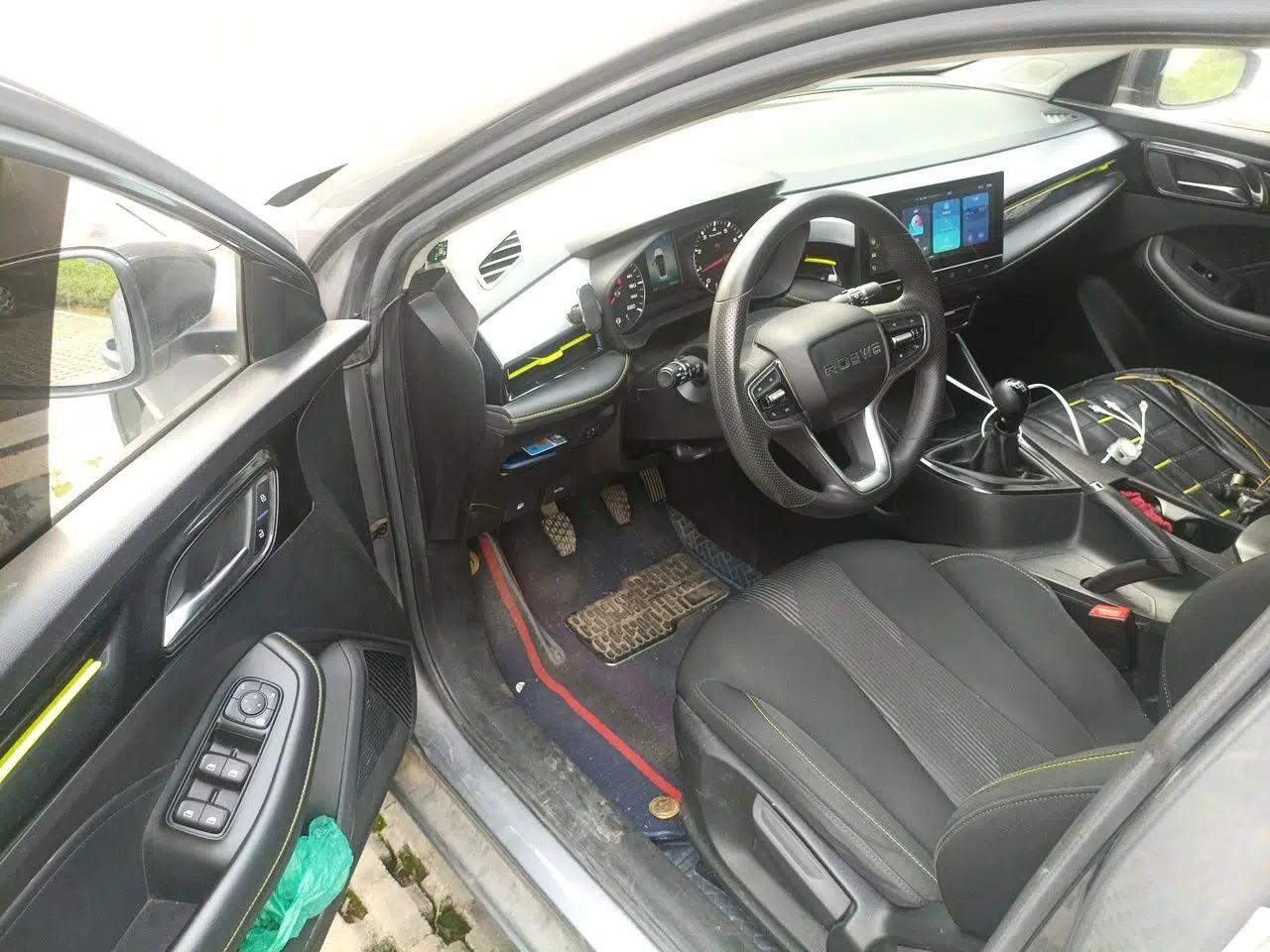 Roewe i5 2021 1.5L Manual Platinum Edition — миниатюра 16