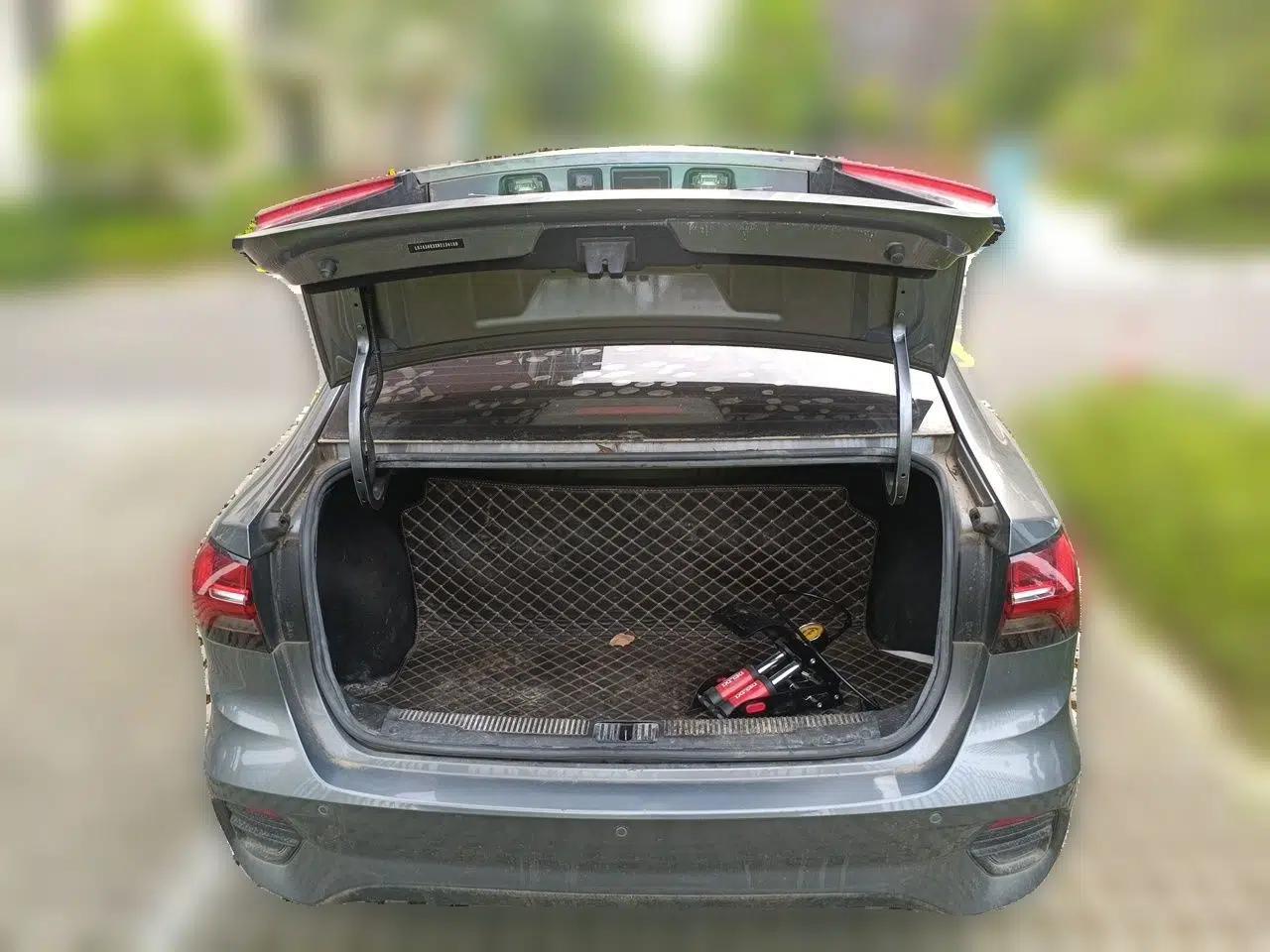 Roewe i5 2021 1.5L Manual Platinum Edition — миниатюра 19