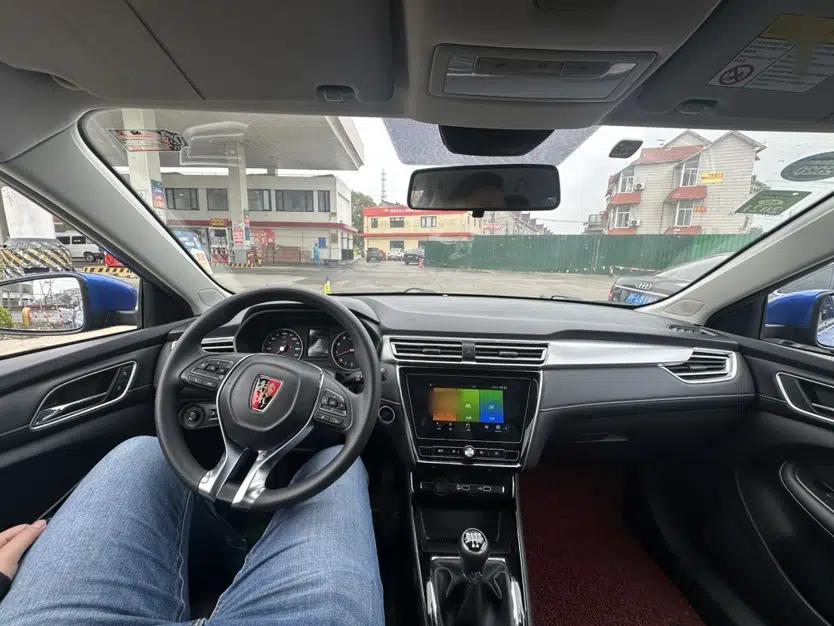 Roewe i5 2019 1.5L Manual 4G Connected Langyue Edition — миниатюра 21
