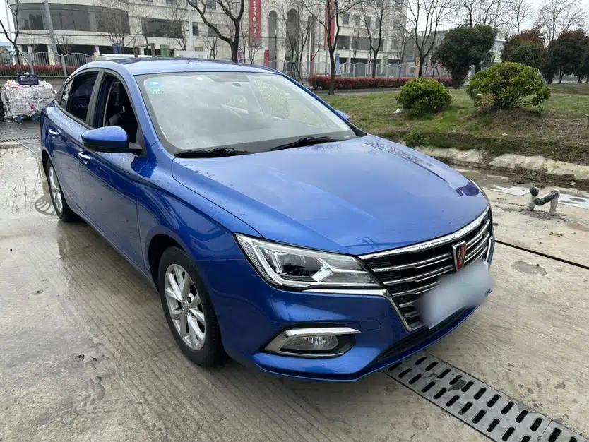 Roewe i5 2019 1.5L Manual 4G Connected Langyue Edition — миниатюра 5