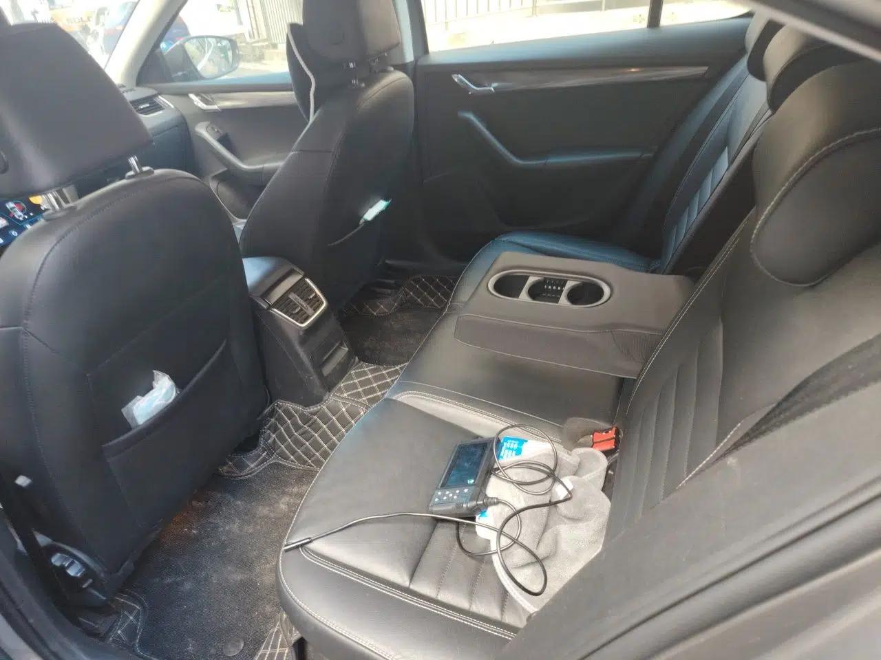 Skoda Octavia 2017 1.6L Automatic Smart Drive Edition — миниатюра 17