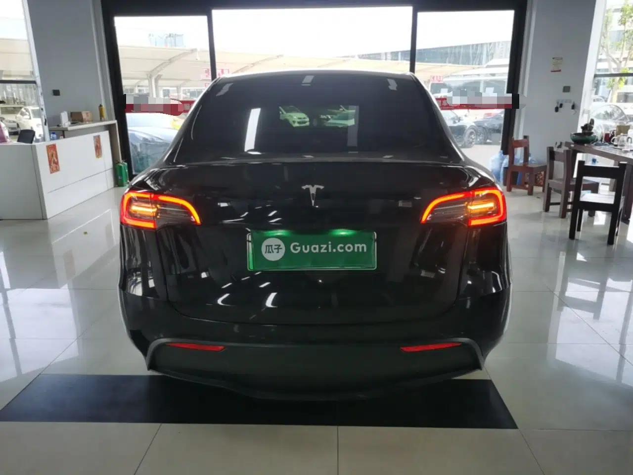 Tesla Model Y 2021 Standard Range Rear-Wheel Drive Version — миниатюра 5