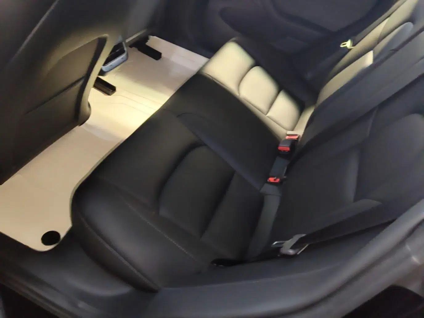 Tesla Model 3 2022 Rear-Wheel-Drive Version — миниатюра 20