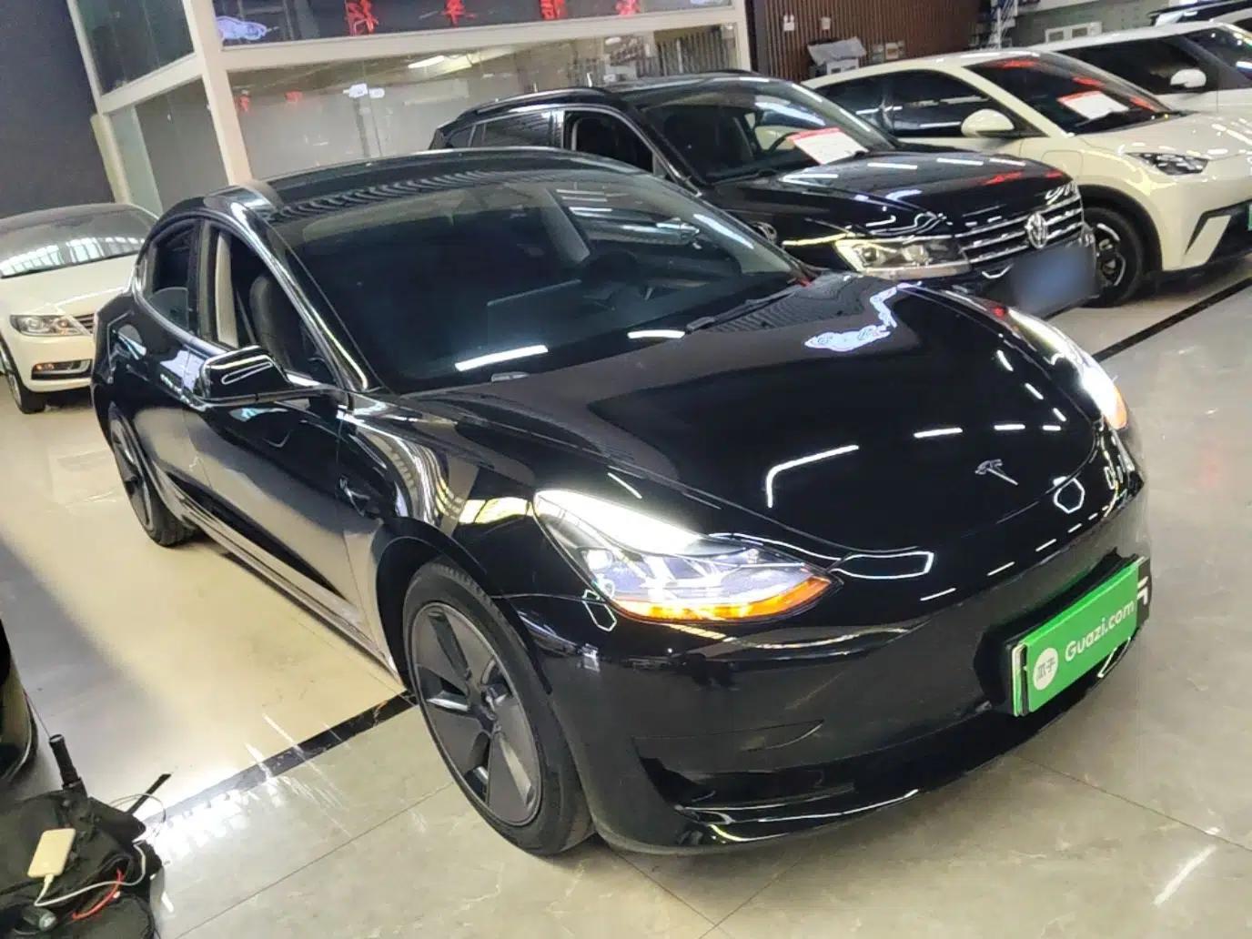 Tesla Model 3 2022 Rear-Wheel-Drive Version — миниатюра 3
