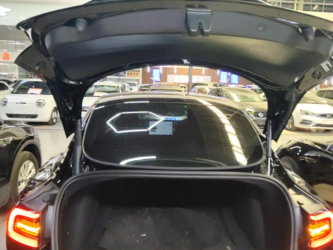 Tesla Model 3 2022 Rear-Wheel-Drive Version — миниатюра 22