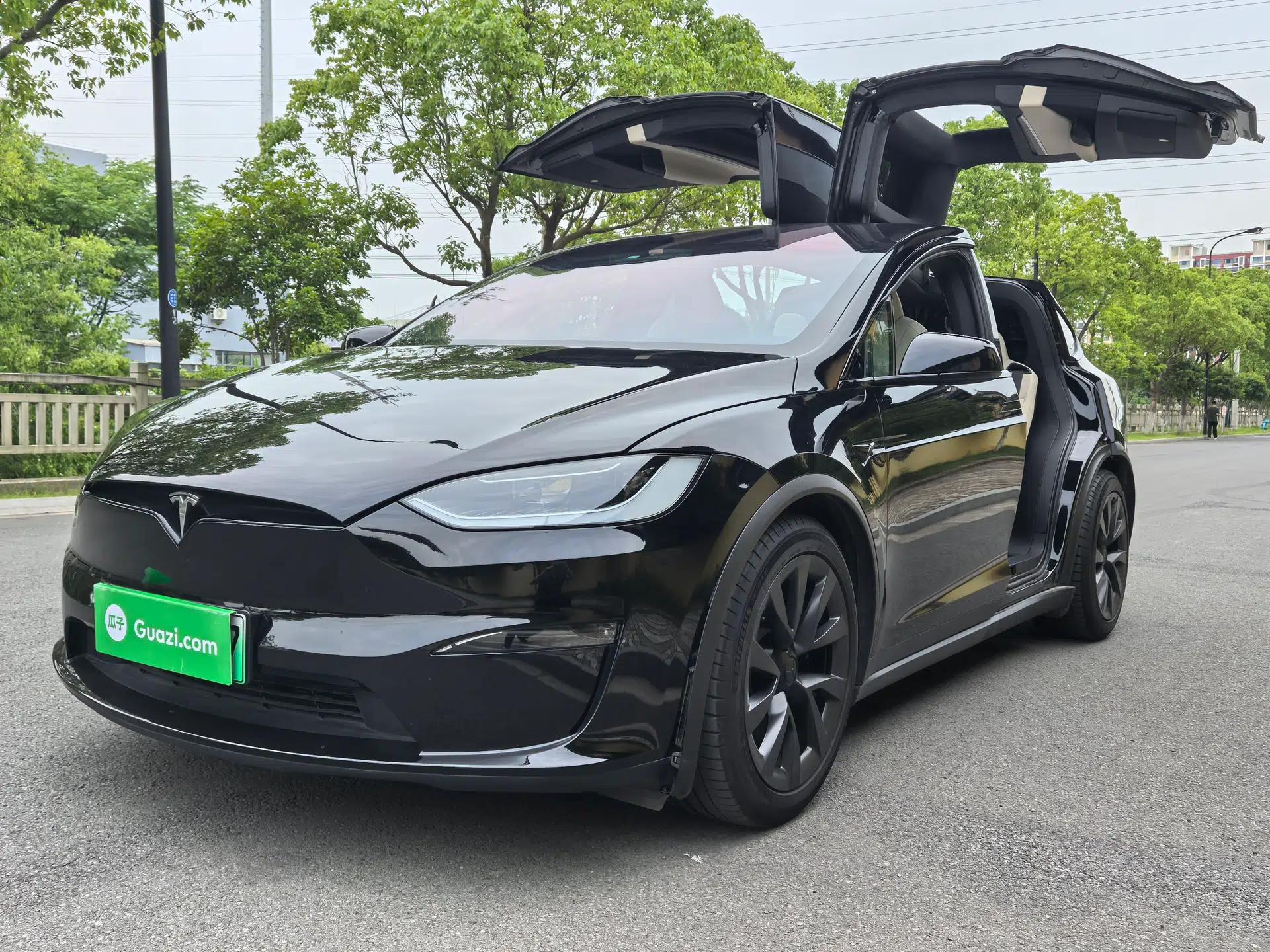 Tesla Model X 2023 Dual-Motor All-Wheel-Drive Version — миниатюра 1