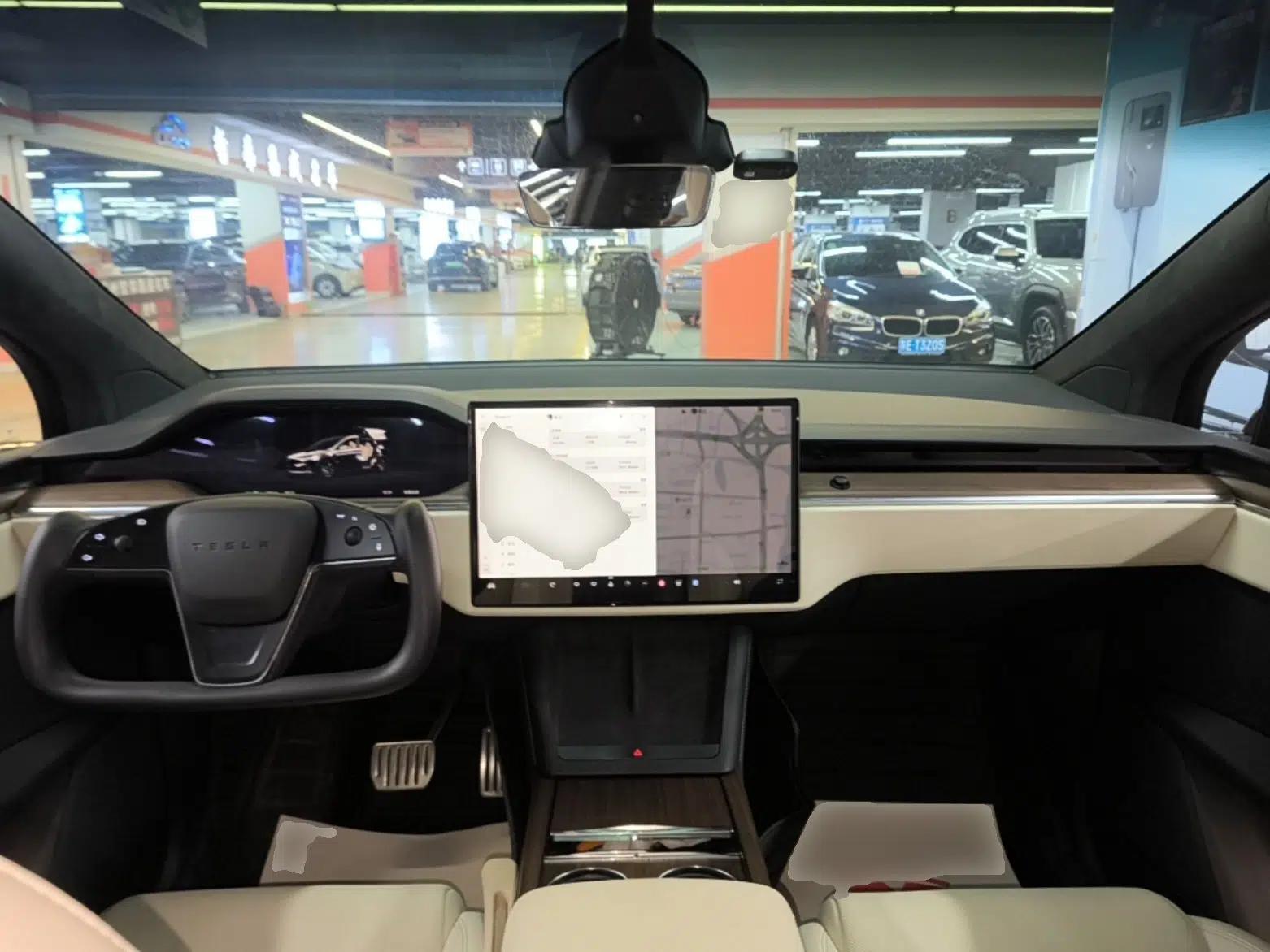 Tesla Model X 2023 Dual-Motor All-Wheel-Drive Version — миниатюра 19