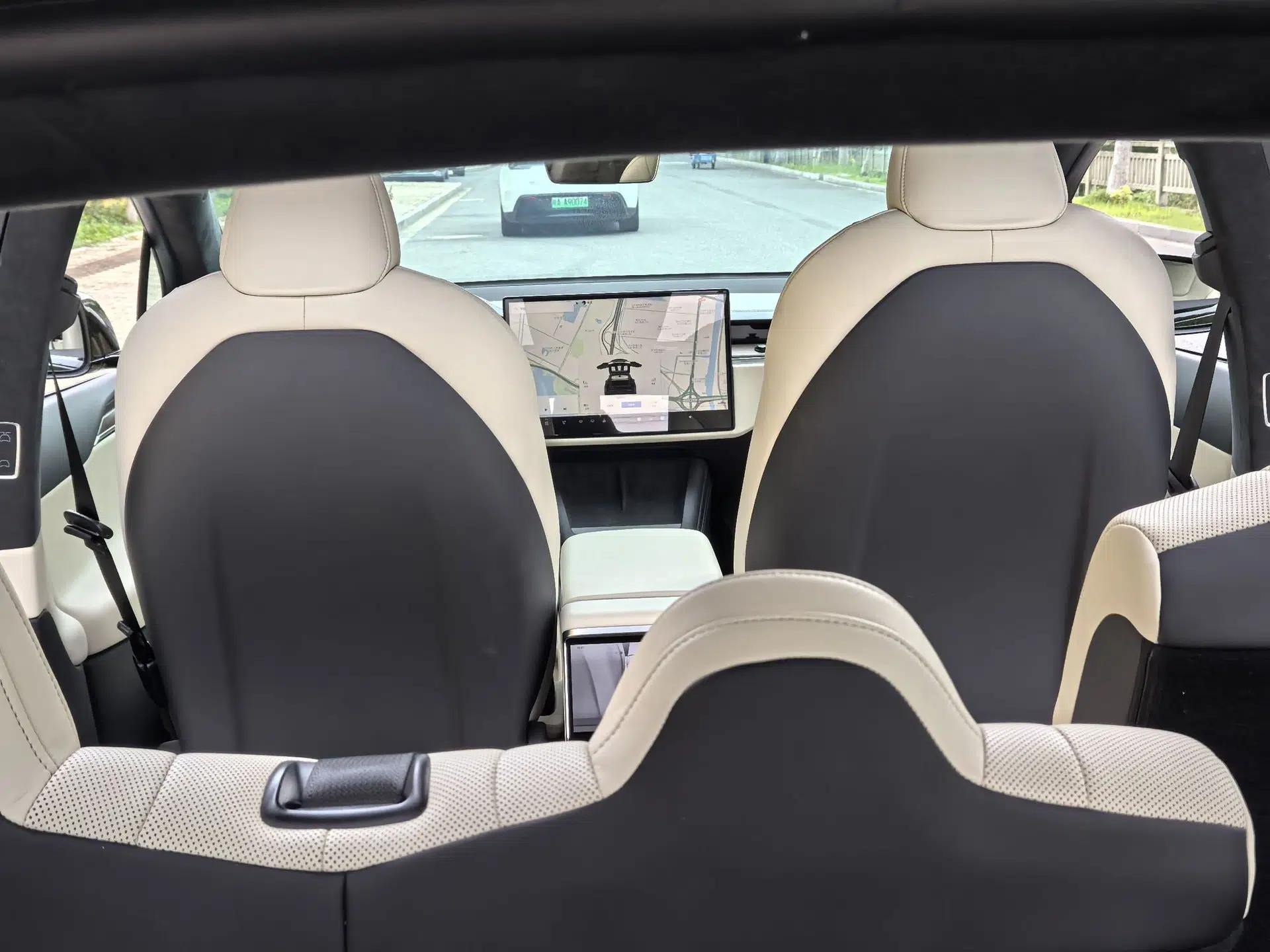 Tesla Model X 2023 Dual-Motor All-Wheel-Drive Version — миниатюра 30