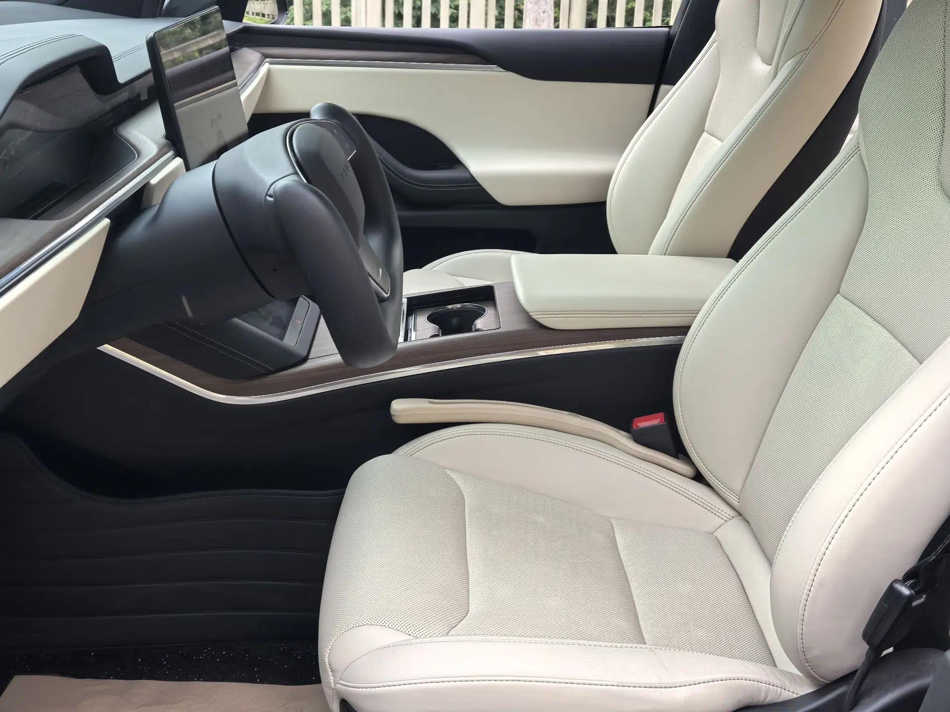 Tesla Model X 2023 Dual-Motor All-Wheel-Drive Version — миниатюра 35