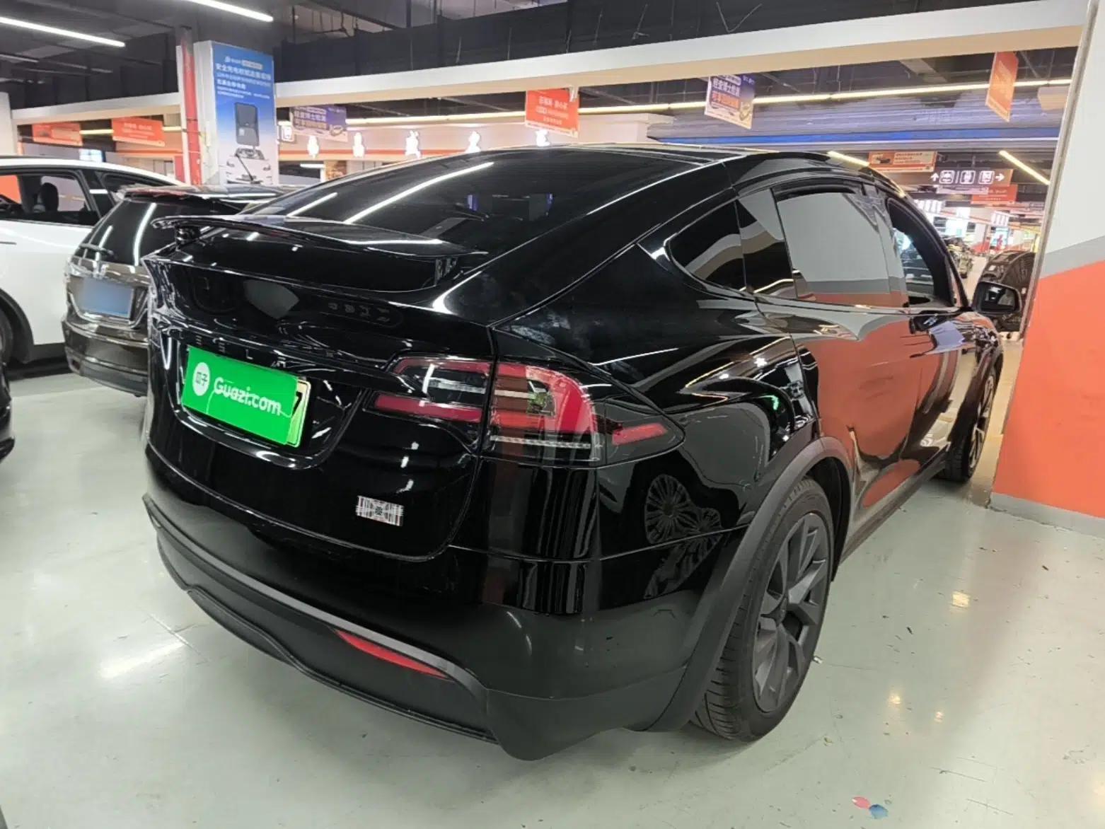 Tesla Model X 2023 Dual-Motor All-Wheel-Drive Version — миниатюра 6