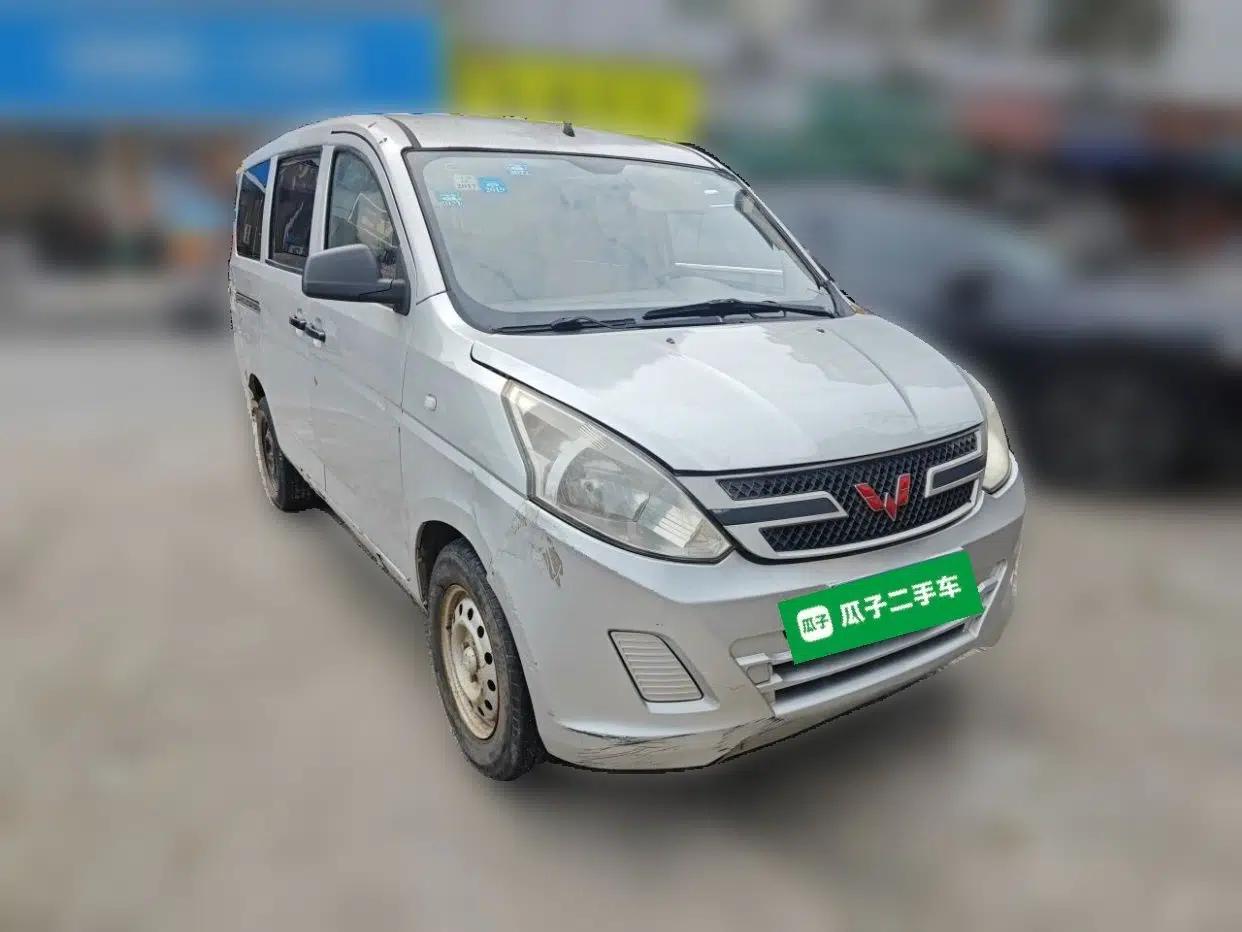 Wuling Rongguang V 2015 1.2L Practical Model — миниатюра 3