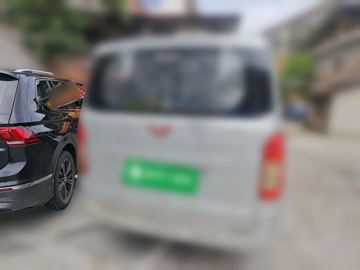 Wuling Rongguang V 2015 1.2L Practical Model — миниатюра 5