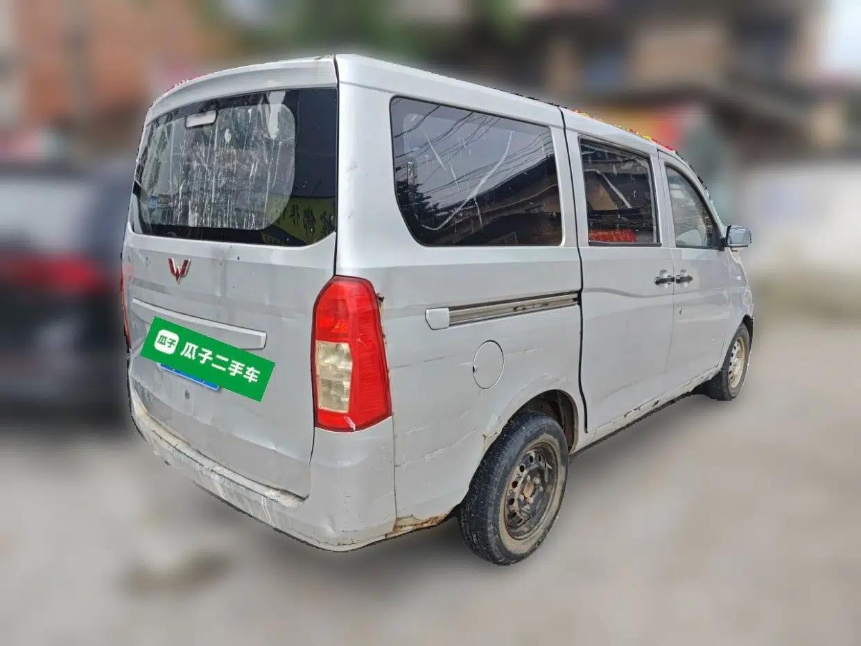 Wuling Rongguang V 2015 1.2L Practical Model — миниатюра 6