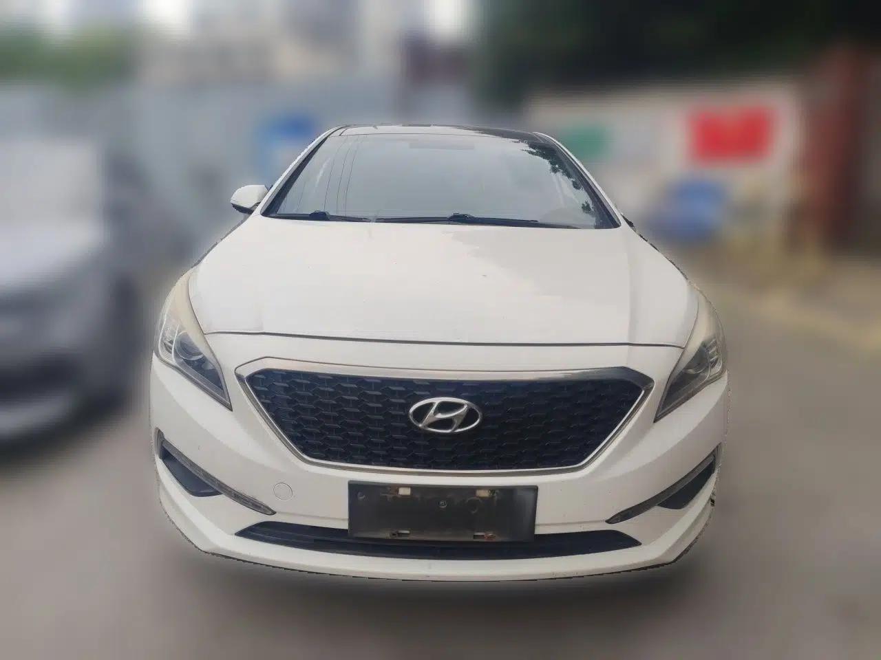 Hyundai Sonata 2015 1.6T GLX Advanced Model — миниатюра 2