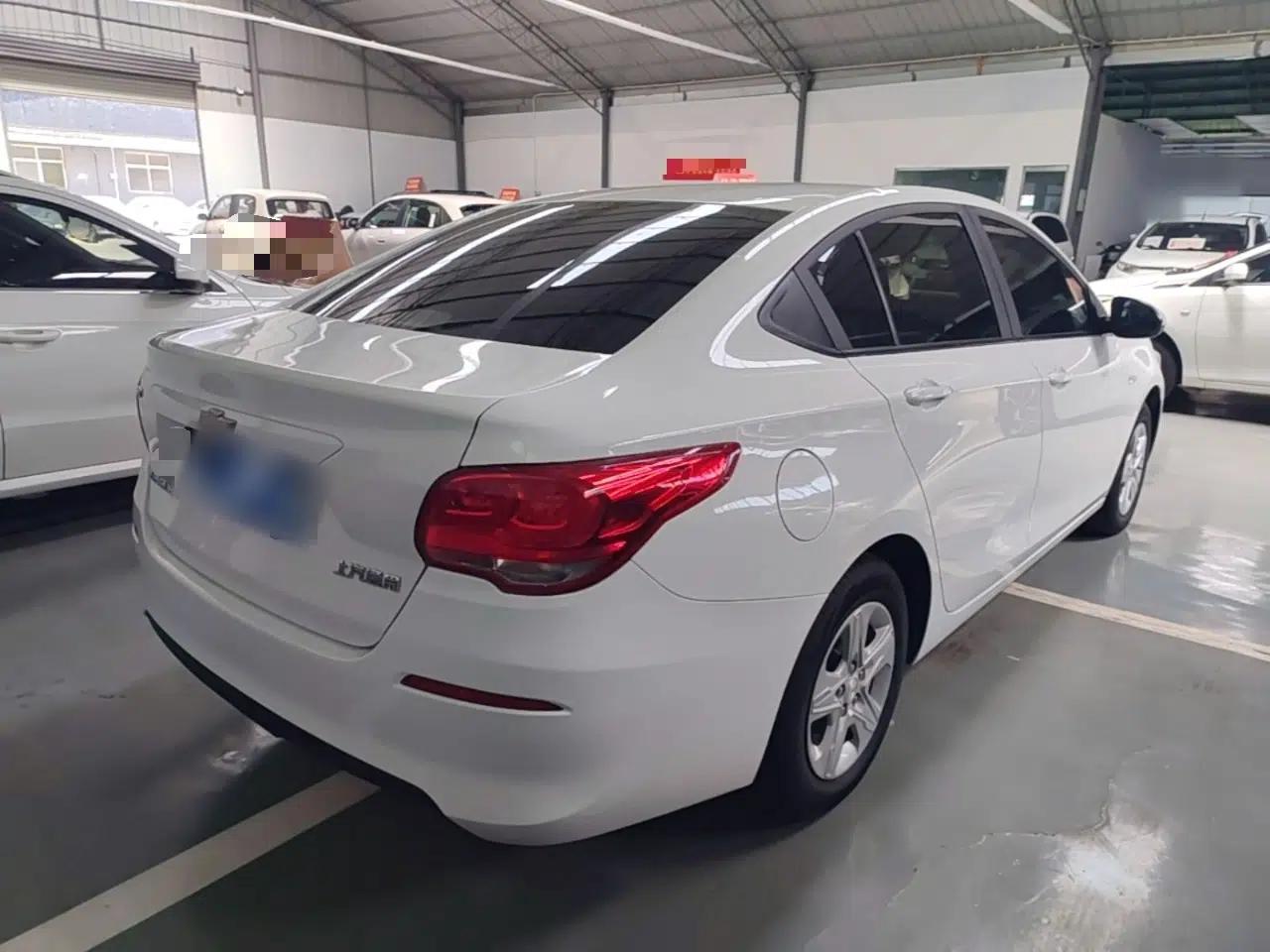 Chevrolet Cavalier 2019 320 Automatic Enjoyment with Sunroof — миниатюра 6