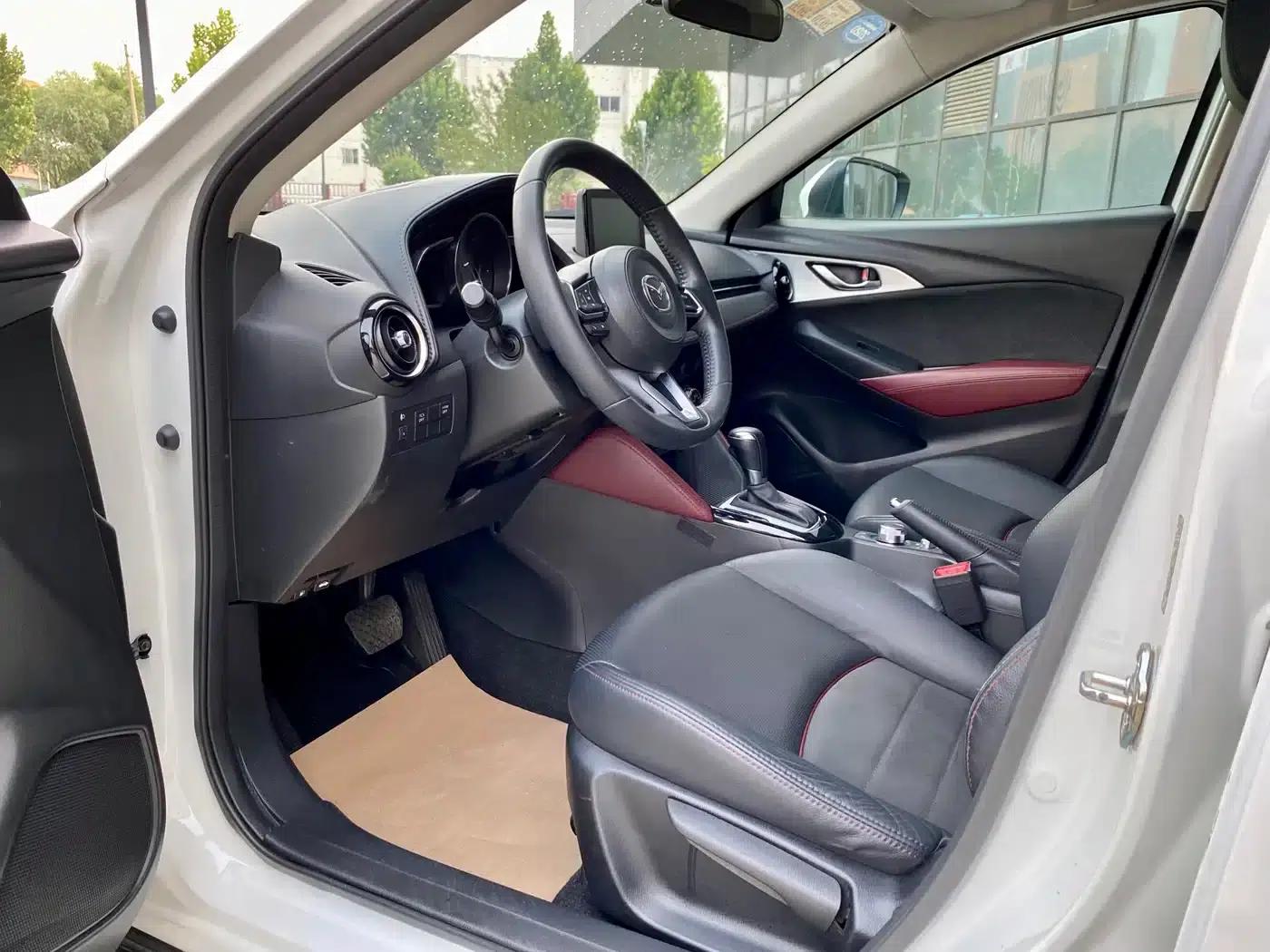 Mazda CX-3 2018 2.0L Automatic Premium — миниатюра 4
