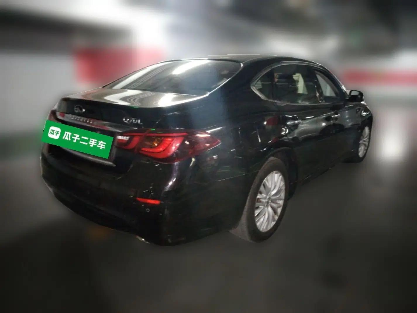 Infiniti Q70 2017 Q70L 2.5L Enjoyment Edition — миниатюра 6