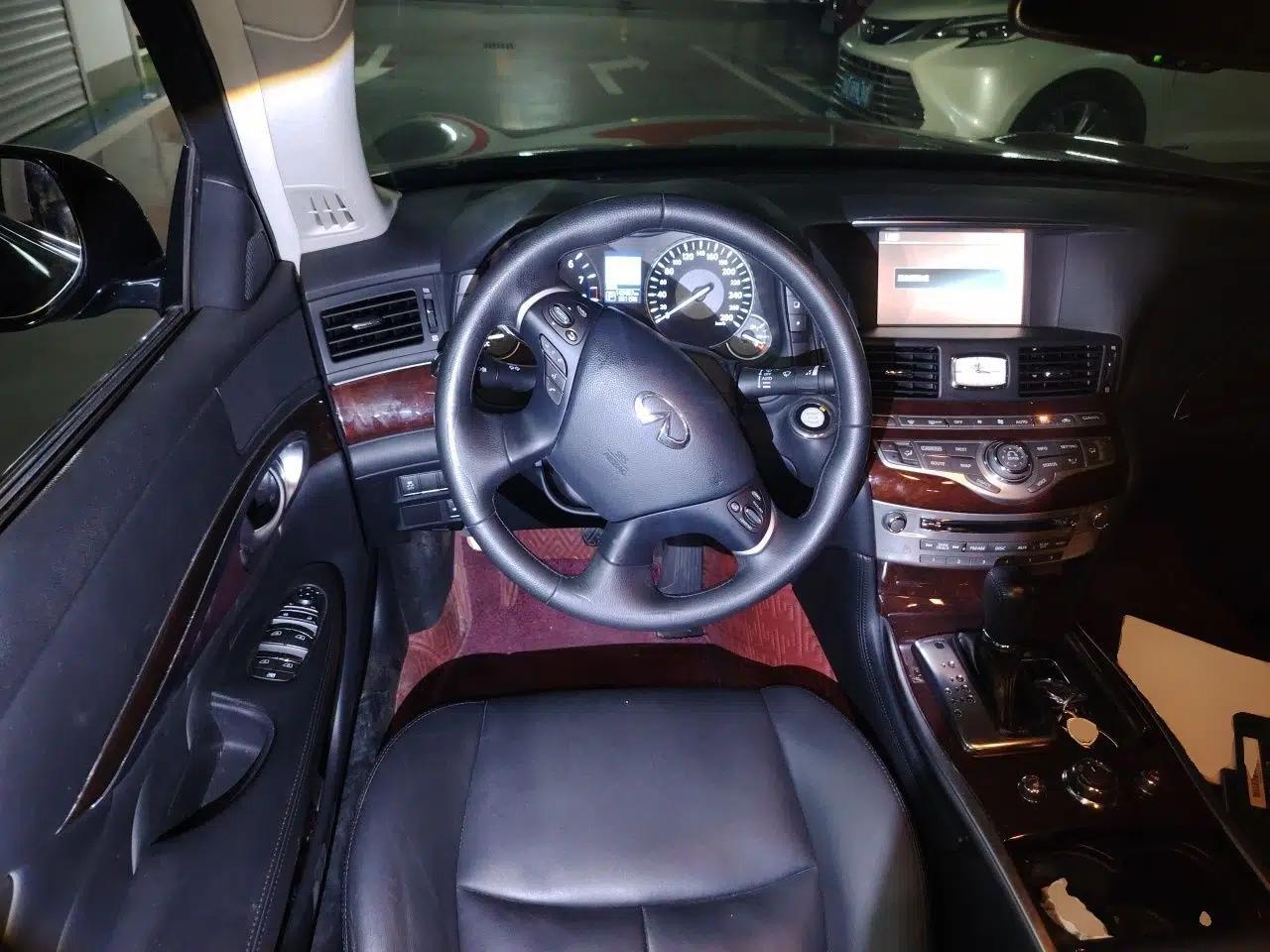 Infiniti Q70 2017 Q70L 2.5L Enjoyment Edition — миниатюра 10
