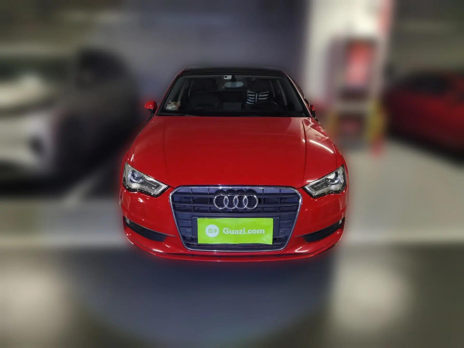 Audi A3 2014 Limousine 35 TFSI Automatic Comfort Model — миниатюра 2