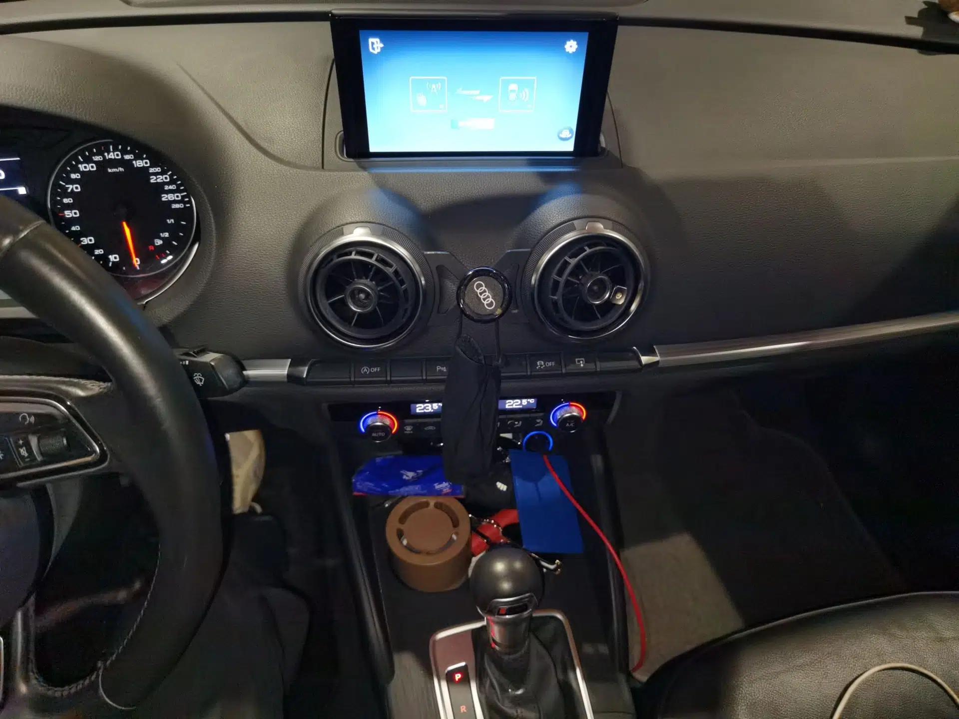 Audi A3 2014 Limousine 35 TFSI Automatic Comfort Model — миниатюра 13