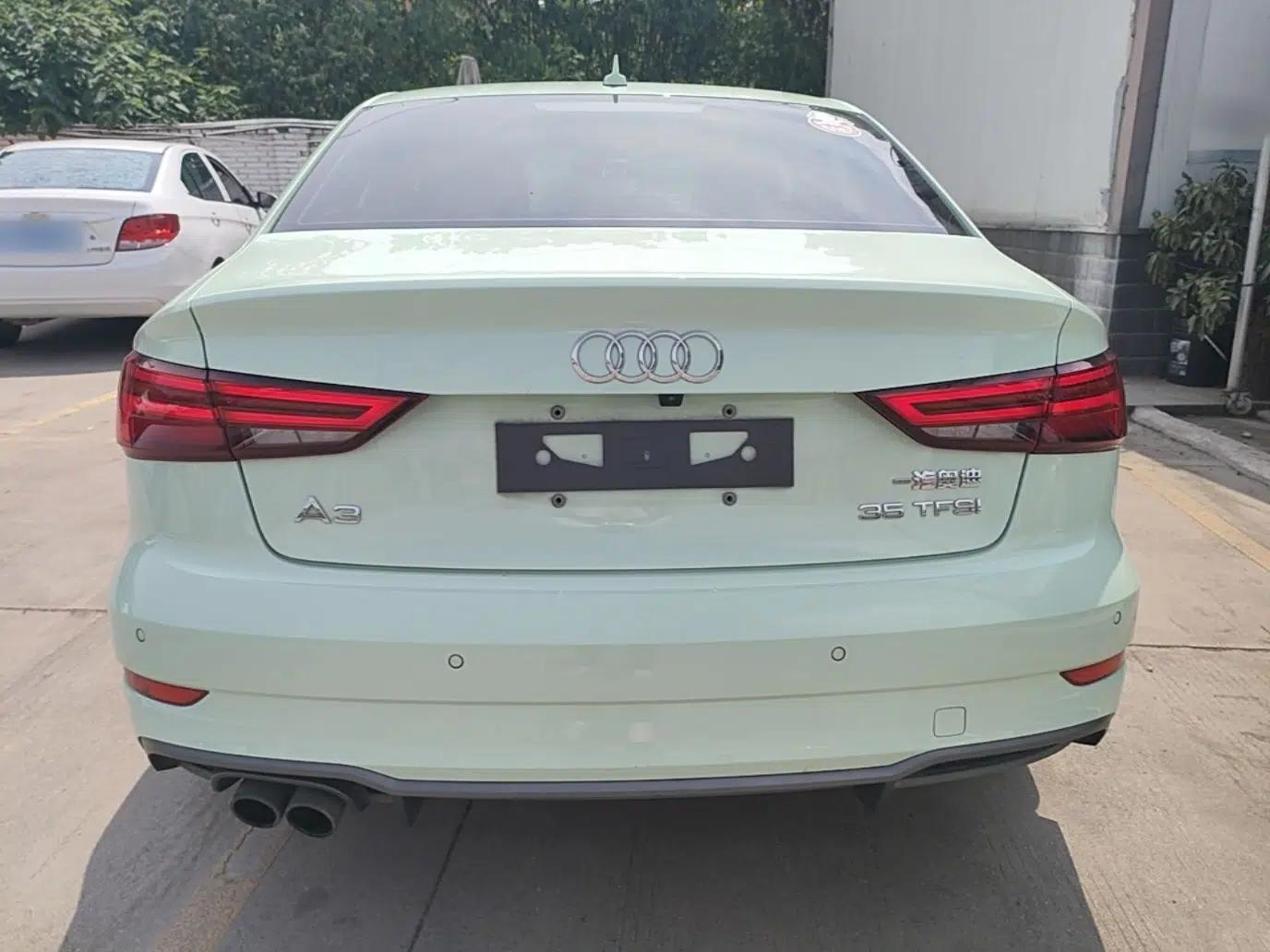 Audi A3 2018 30th Anniversary Edition Limousine 35 TFSI Fashion Model — миниатюра 5