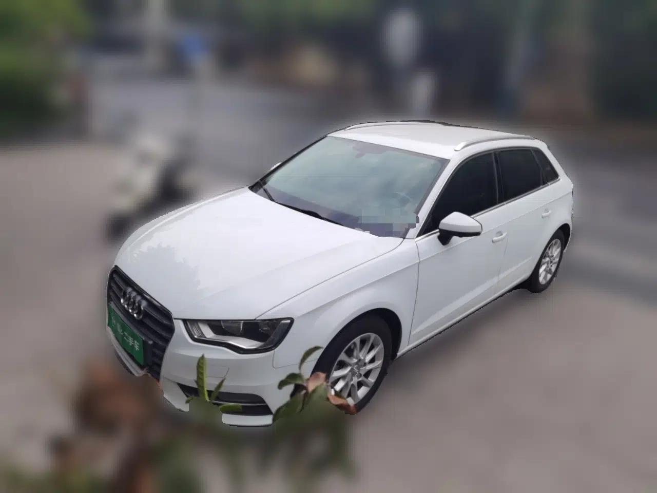 Audi A3 2016 Sportback 35 TFSI Ambition Edition — миниатюра 1