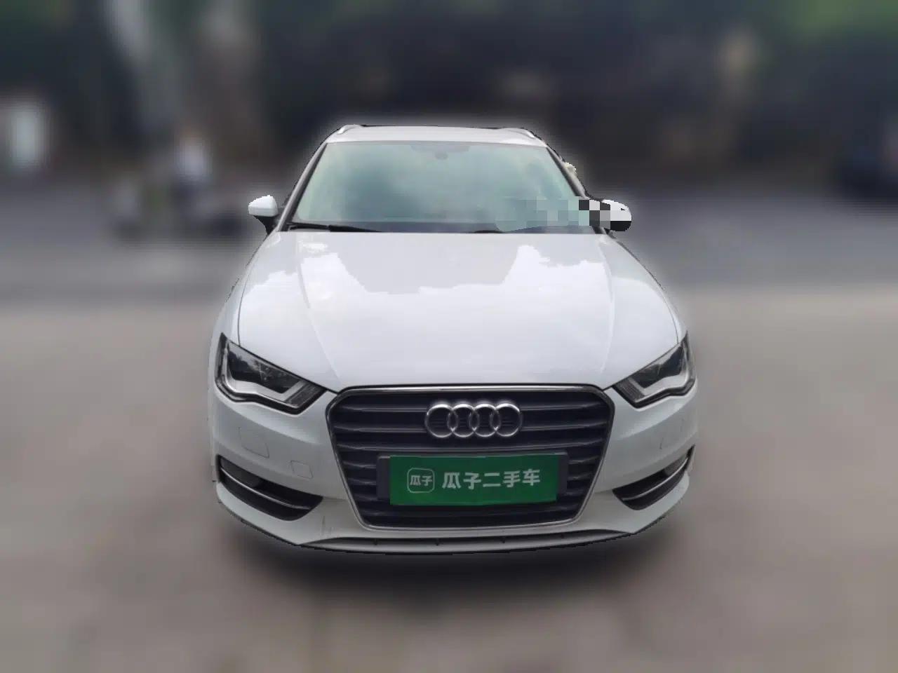 Audi A3 2016 Sportback 35 TFSI Ambition Edition — миниатюра 2