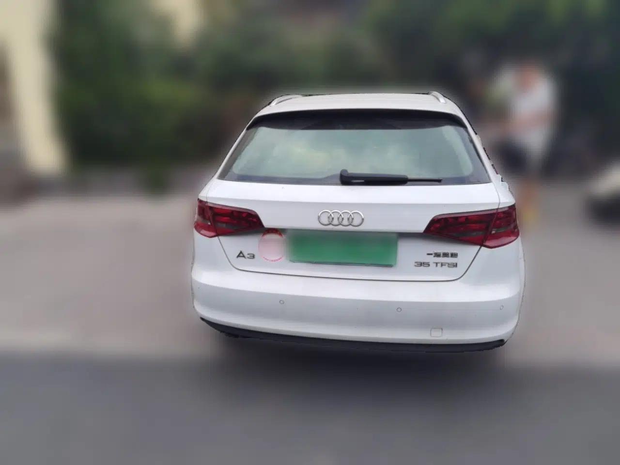 Audi A3 2016 Sportback 35 TFSI Ambition Edition — миниатюра 5