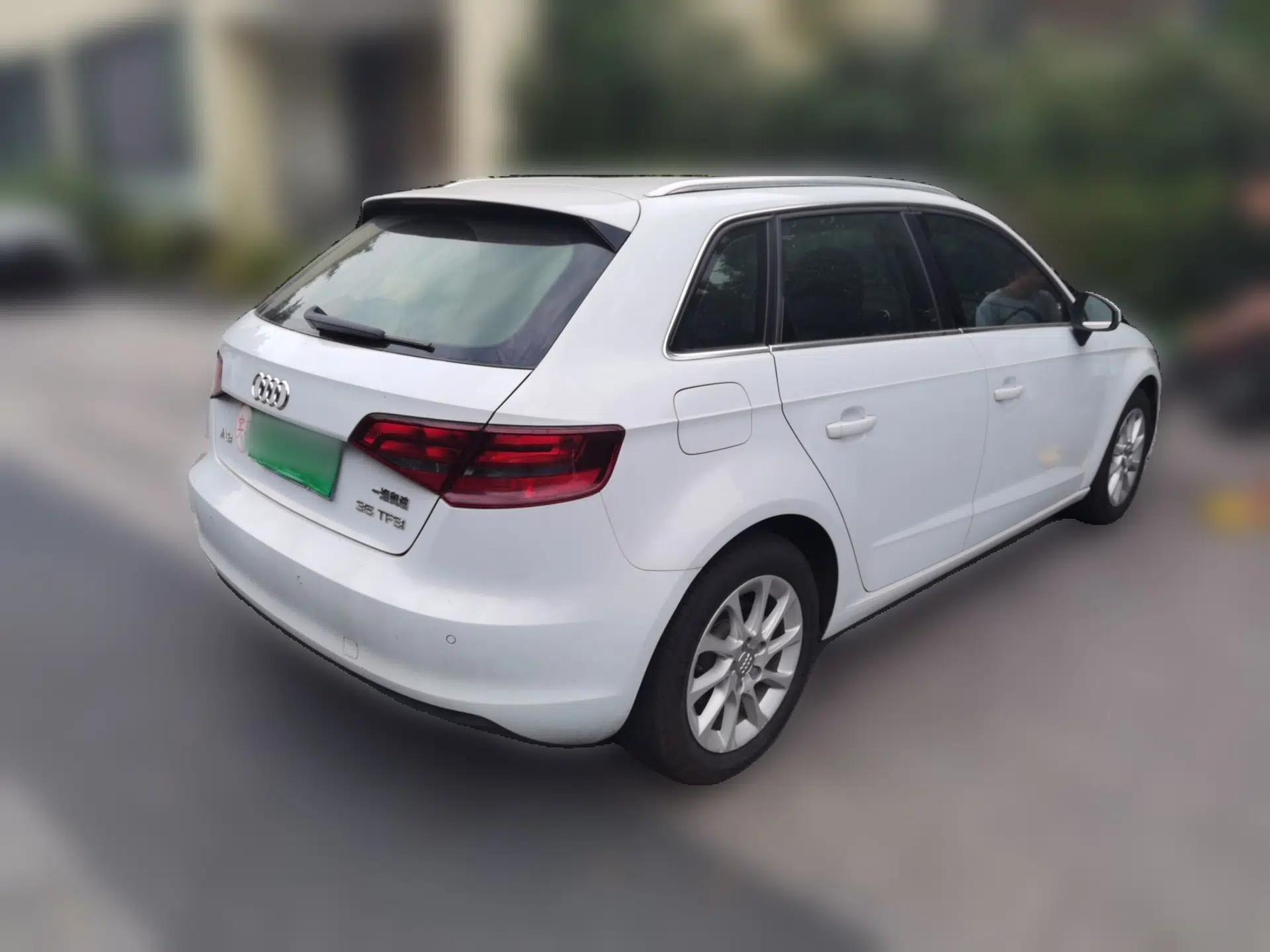 Audi A3 2016 Sportback 35 TFSI Ambition Edition — миниатюра 6