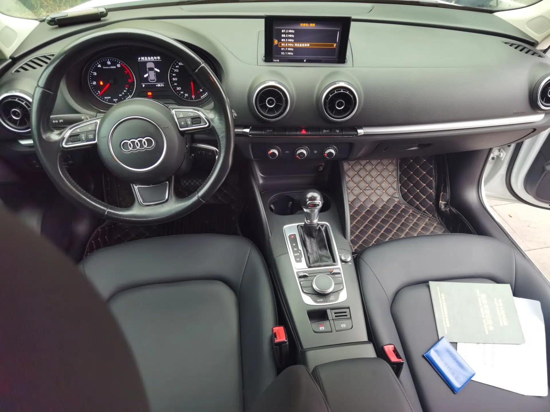 Audi A3 2016 Sportback 35 TFSI Ambition Edition — миниатюра 9