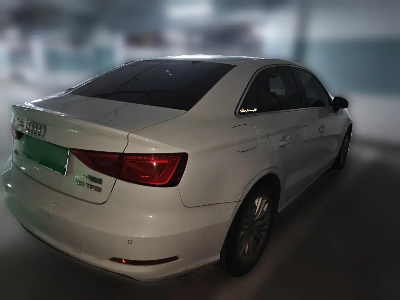 Audi A3 2016 Limousine 35 TFSI Prestige Edition — миниатюра 6