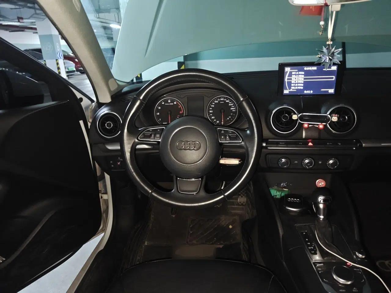 Audi A3 2016 Limousine 35 TFSI Prestige Edition — миниатюра 10