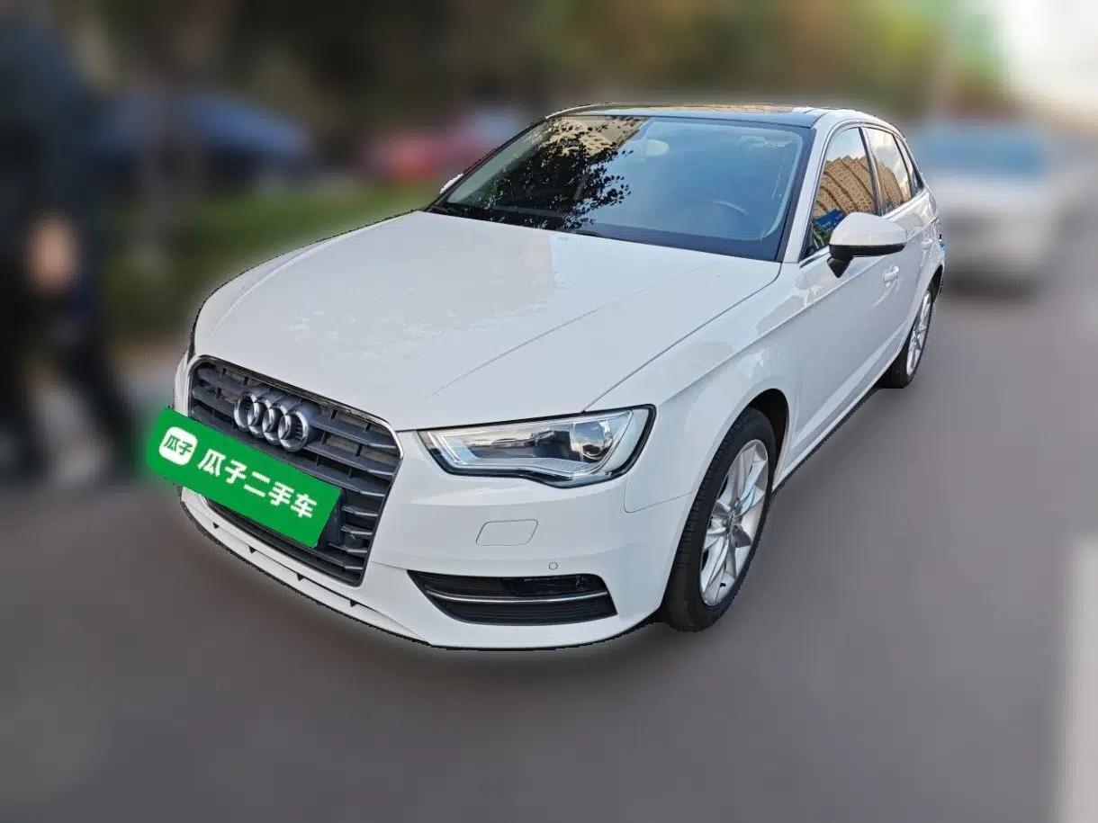 Audi A3 2015 Sportback 35 TFSI Millionth Anniversary Comfort Model — миниатюра 1