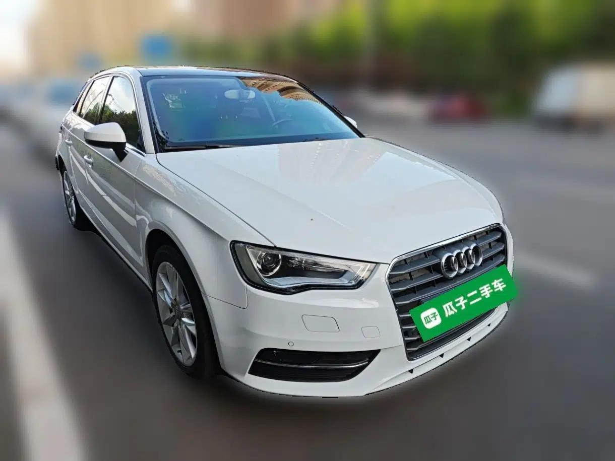 Audi A3 2015 Sportback 35 TFSI Millionth Anniversary Comfort Model — миниатюра 3