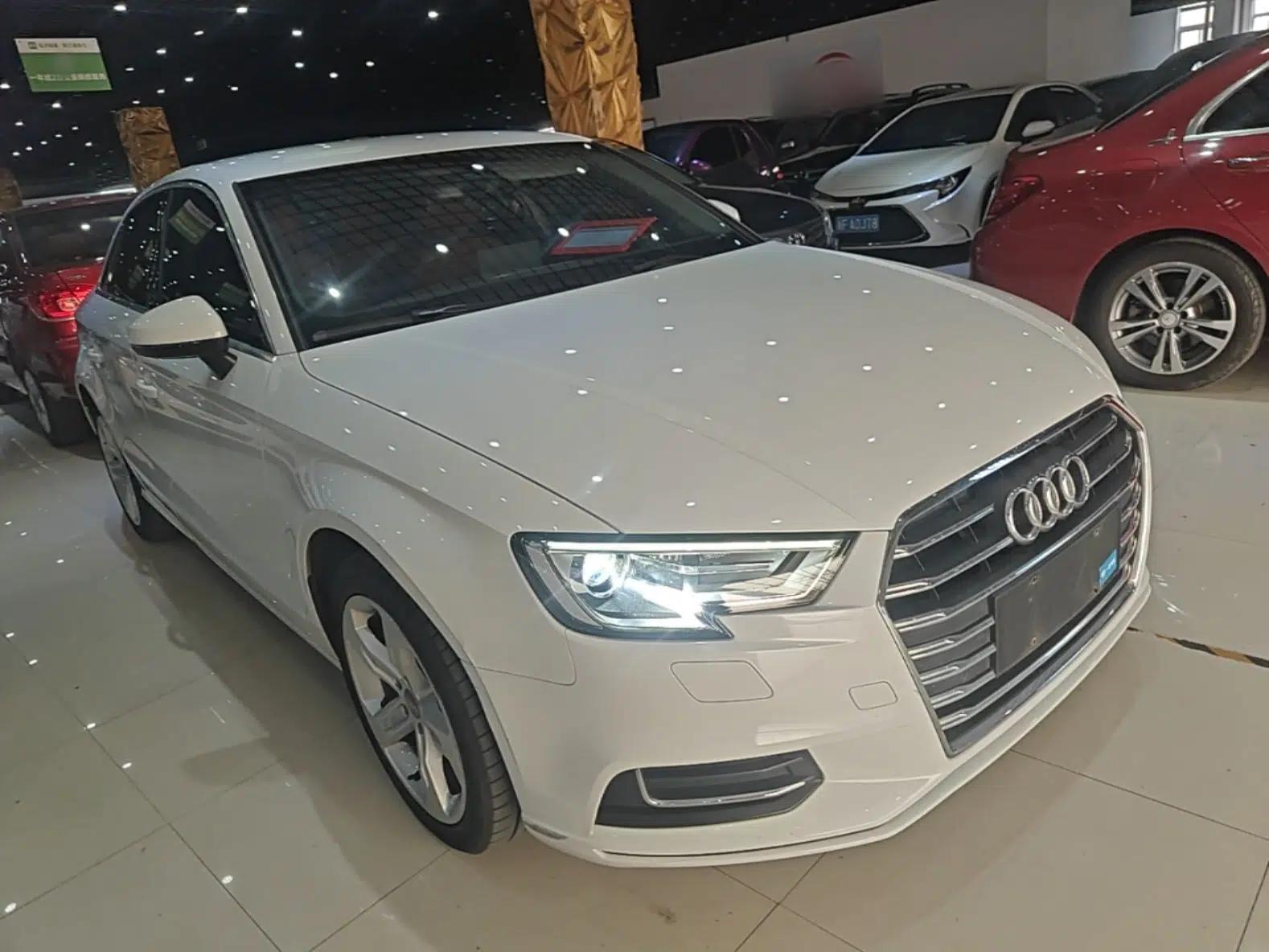 Audi A3 2020 Limousine 35 TFSI Ambition China VI — миниатюра 3